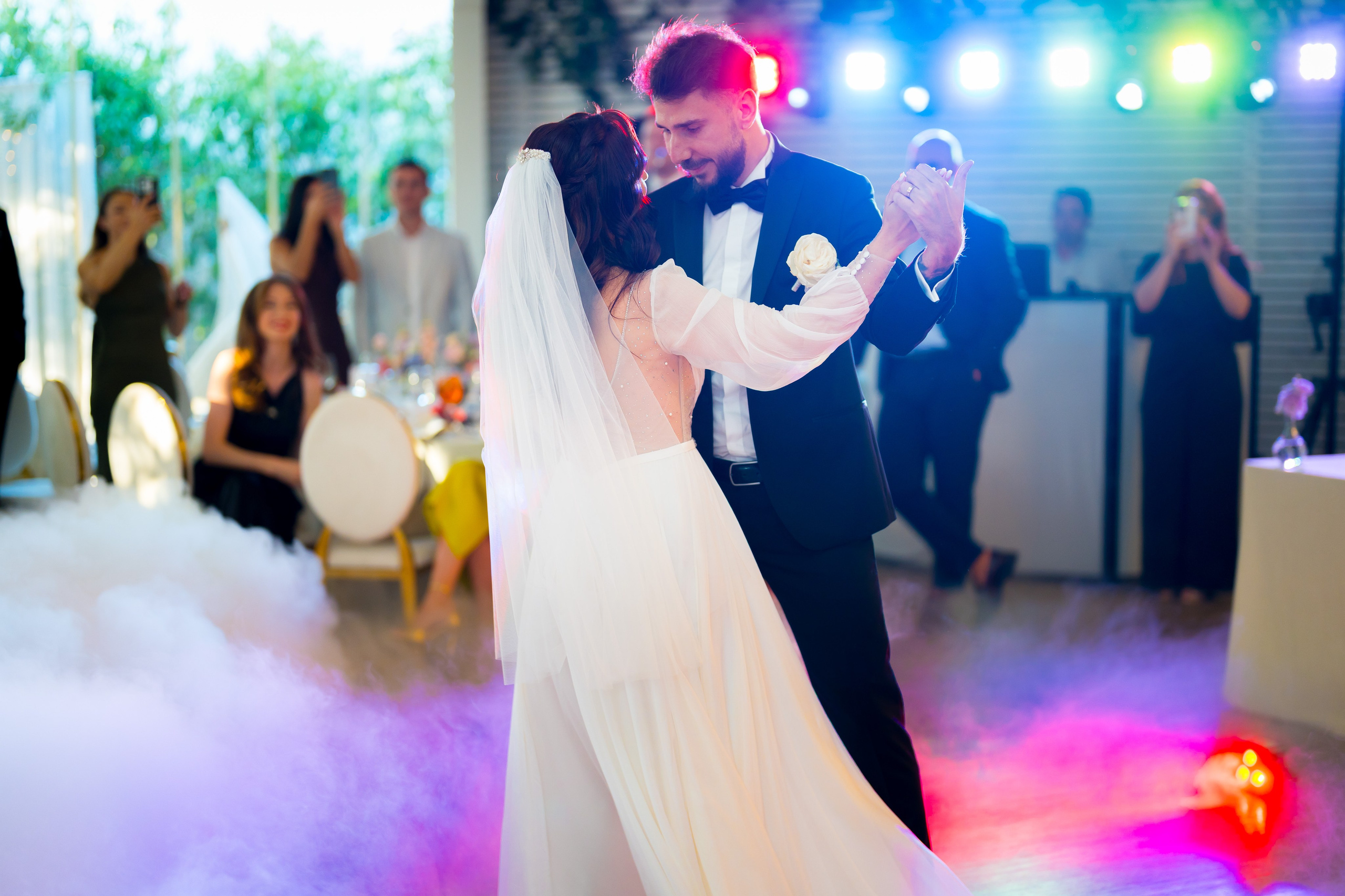 PARTY. Gabriel Florea — Fotograf nuntă București