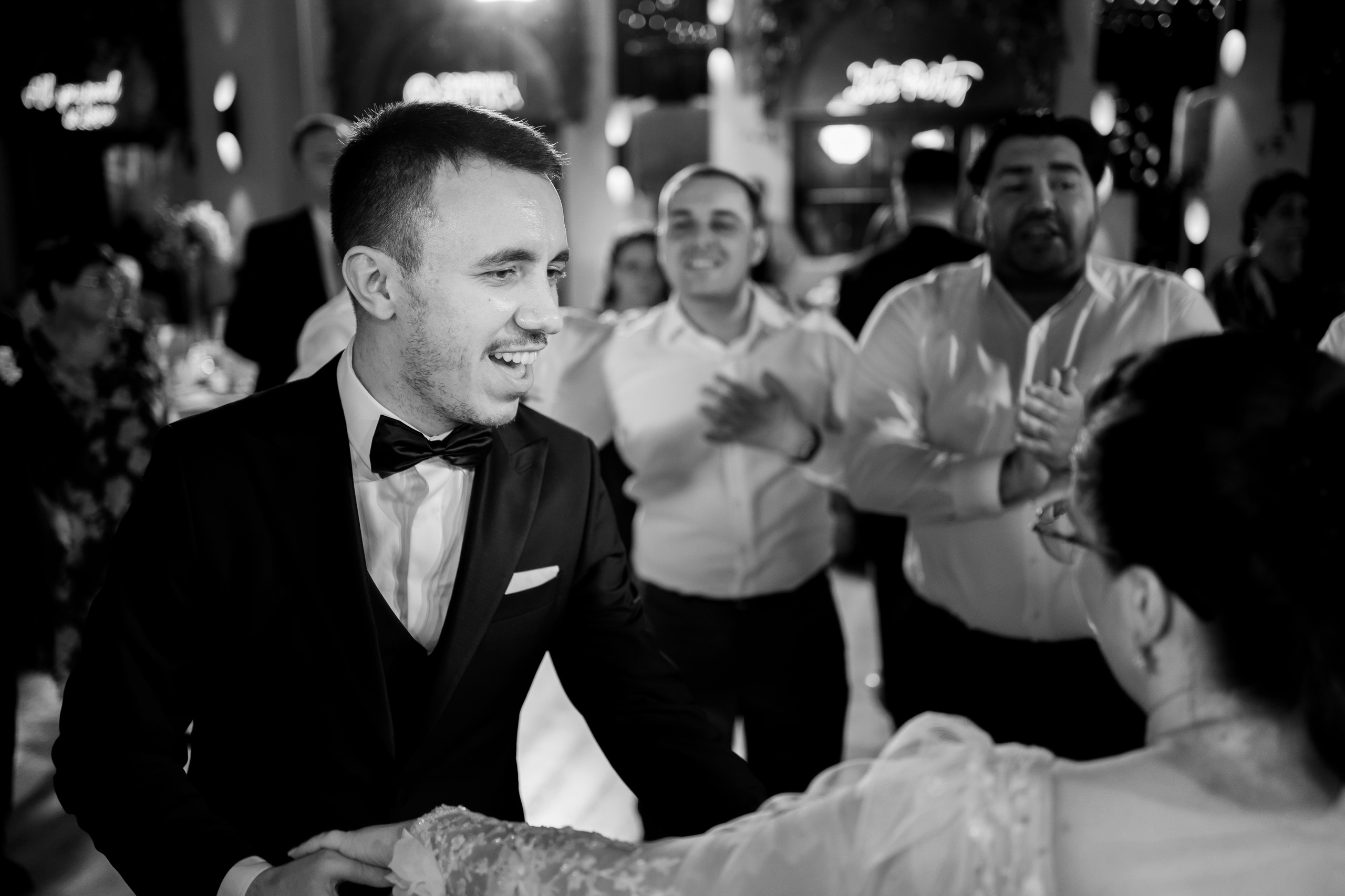 PARTY. Gabriel Florea — Fotograf nuntă București