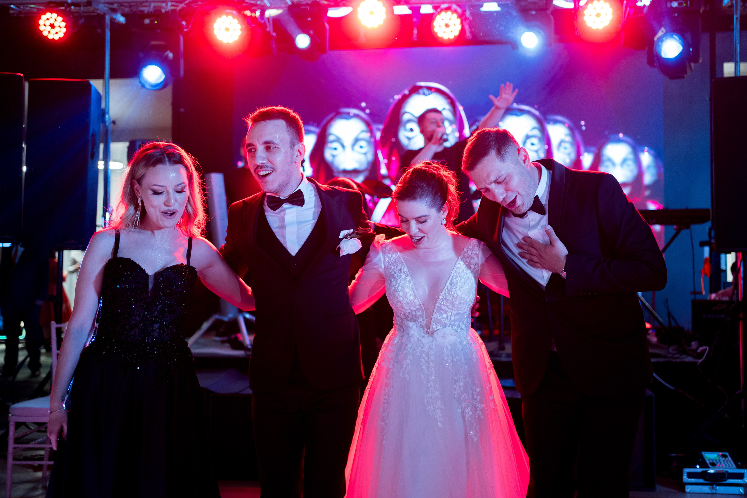 PARTY. Gabriel Florea — Fotograf nuntă București