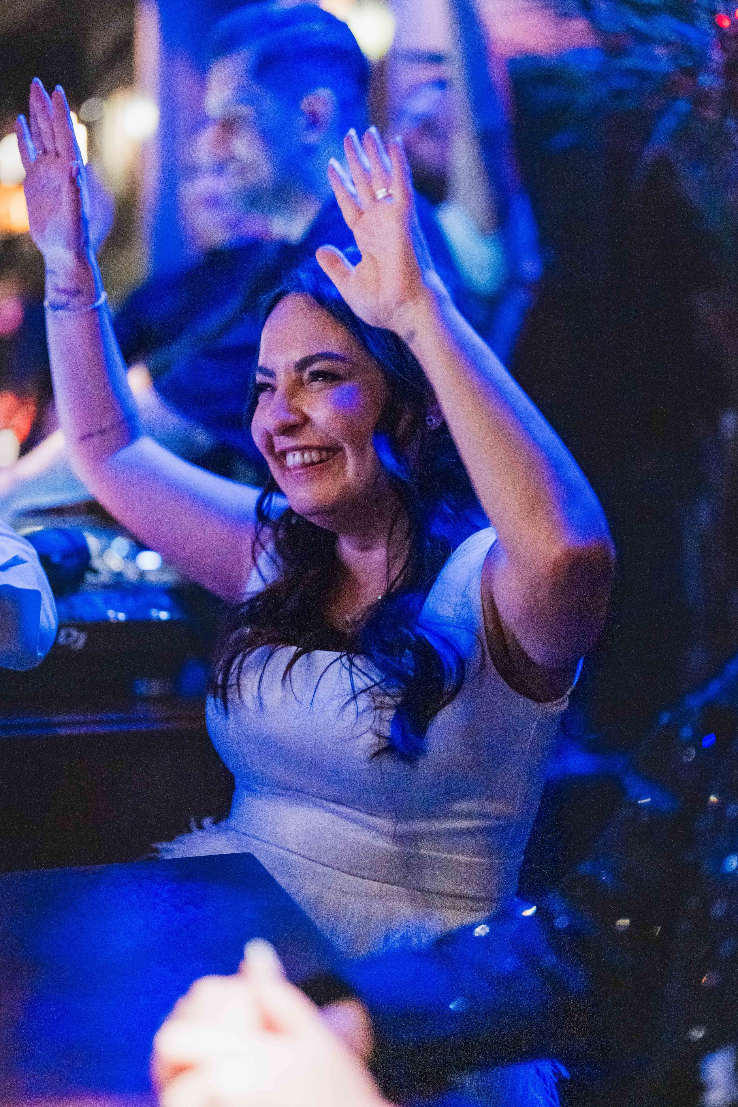 PARTY. Gabriel Florea — Fotograf nuntă București