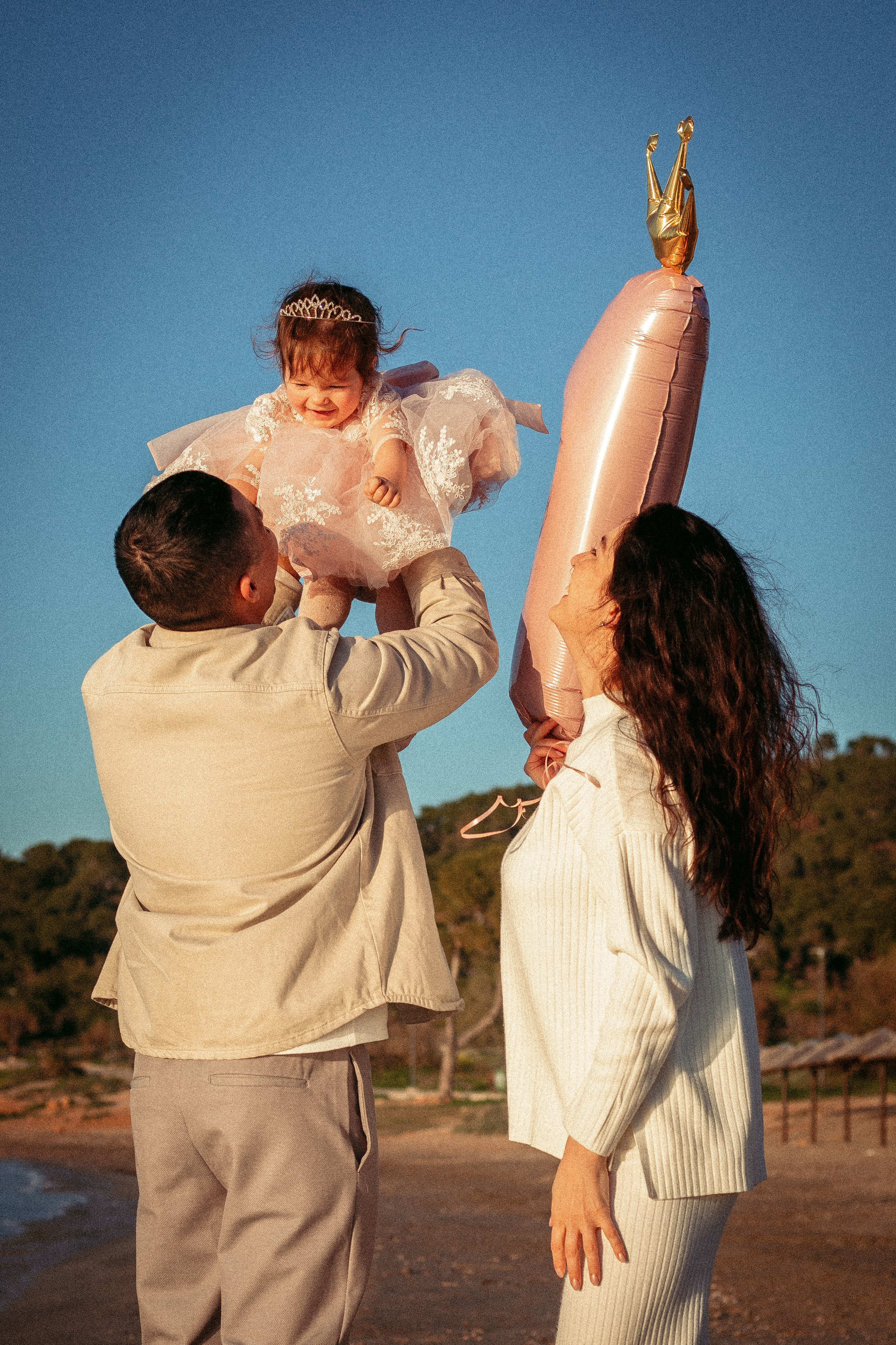 Little Beach Celebration. Family Photographer in Greece