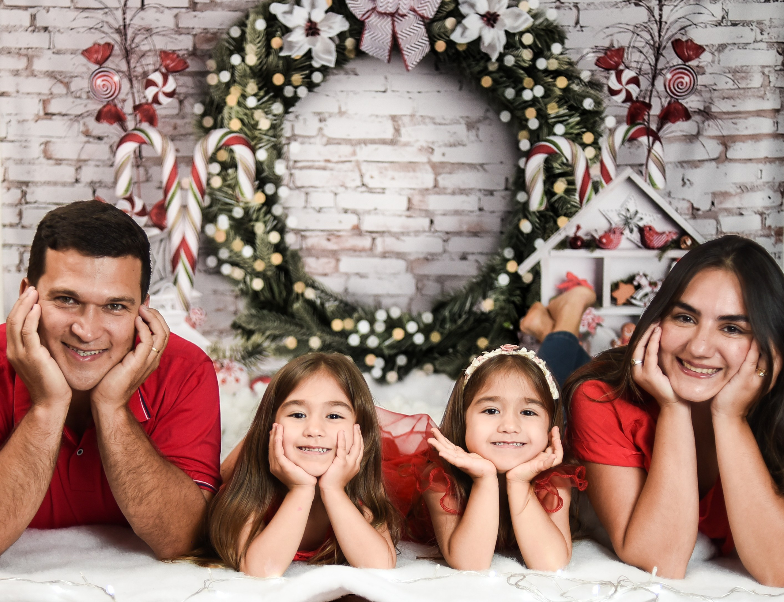 Sesión Navideña de Ariana y Martina. Fotografo de casamiento en misiones y fotógrafo de familia  Posadas