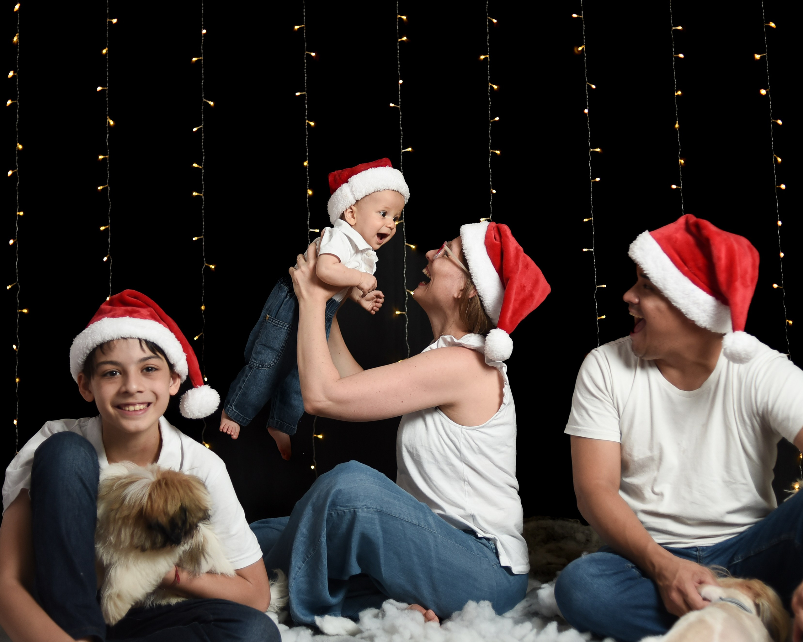 Sesión Navideña de Faustino, Octavio y Familia. Fotografo de casamiento en misiones y fotógrafo de familia  Posadas