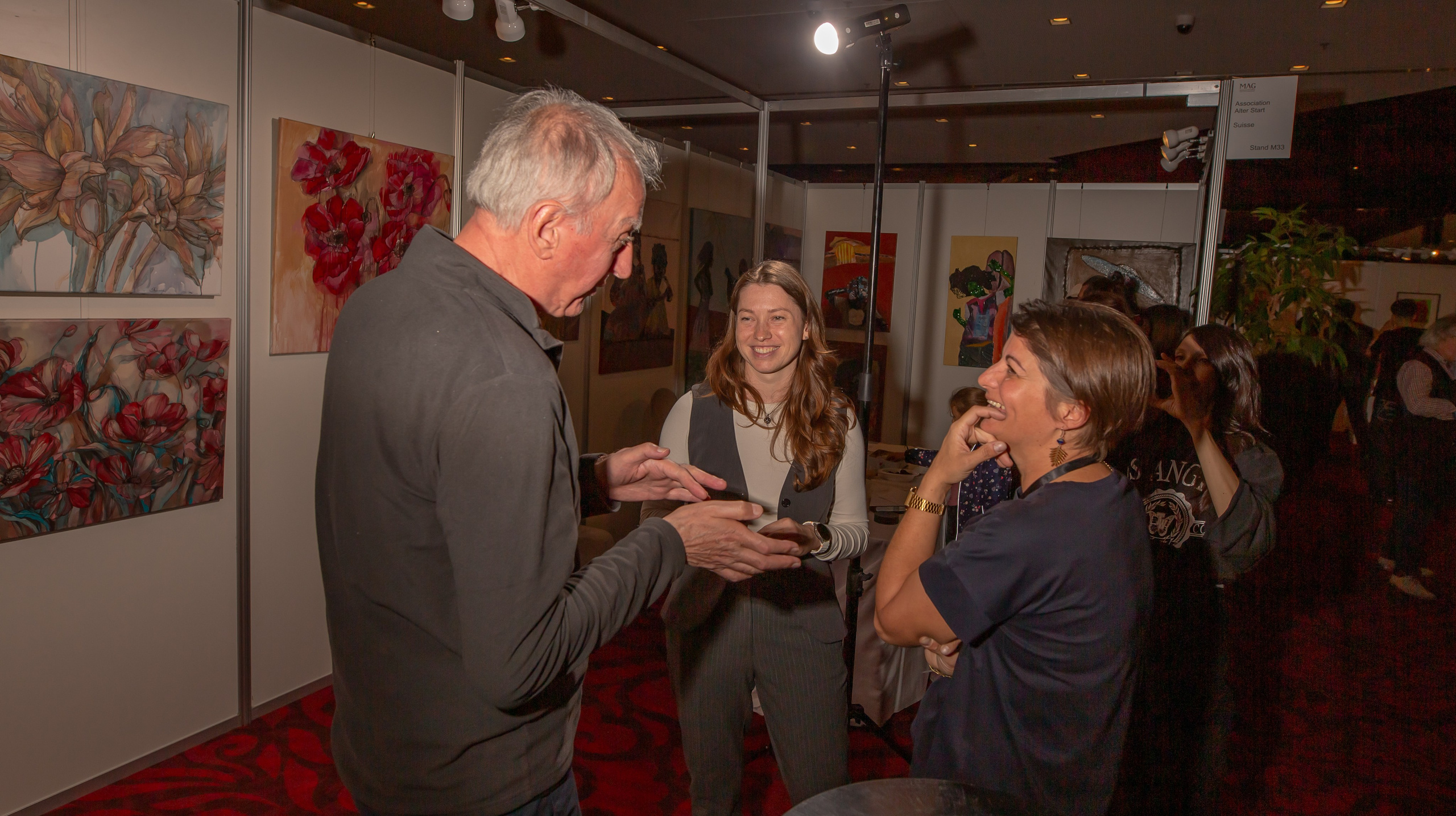 Exhibitions. Portret photographer in Switzerland Artur Magpie