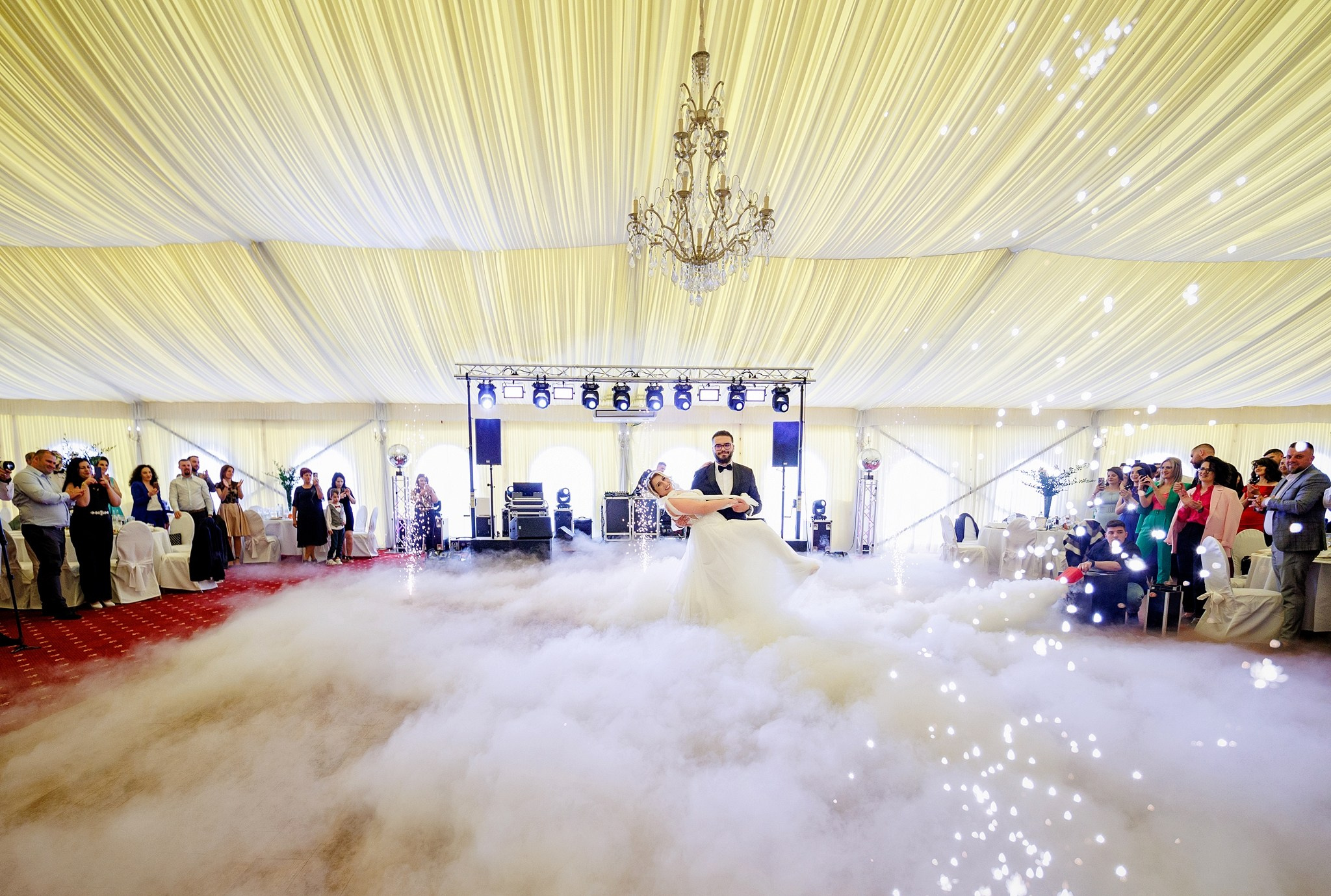 Mădălina și Cornel | Nuntă la Palatul Brukenthal Avrig. Mădălin Ciortea - fotograf de nuntă și de familie | Dream Art Events