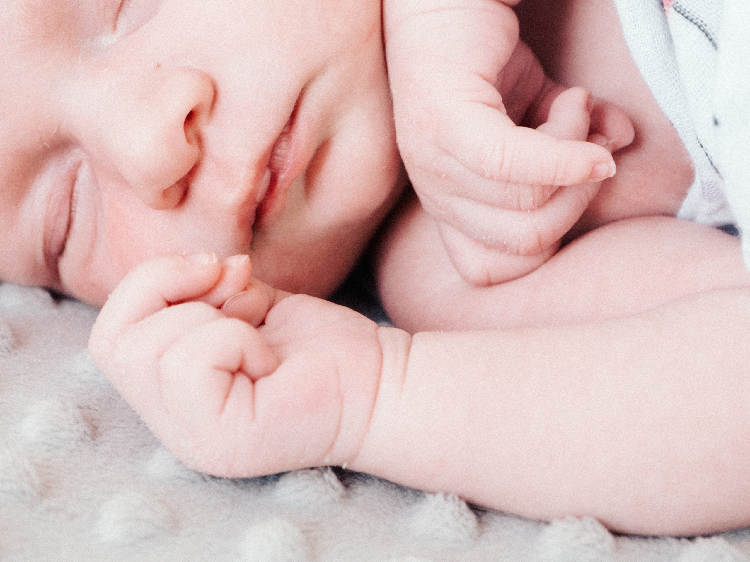 Newborn. Wedding and Family Photography Montreal Muriel Oe Photo