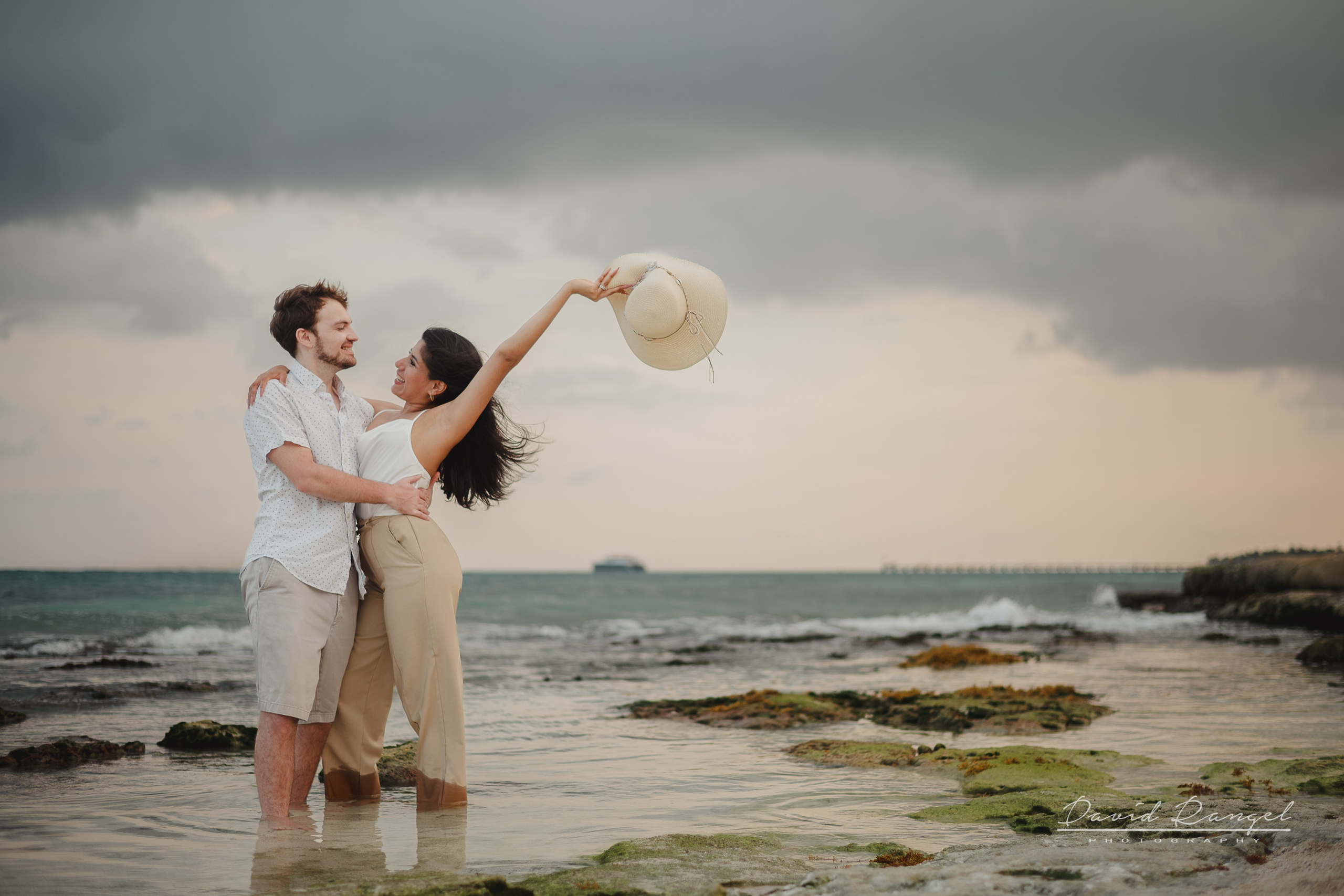 Anniversary sessions. Destination wedding photographer based in Cancun and Riviera Maya with service worldwide