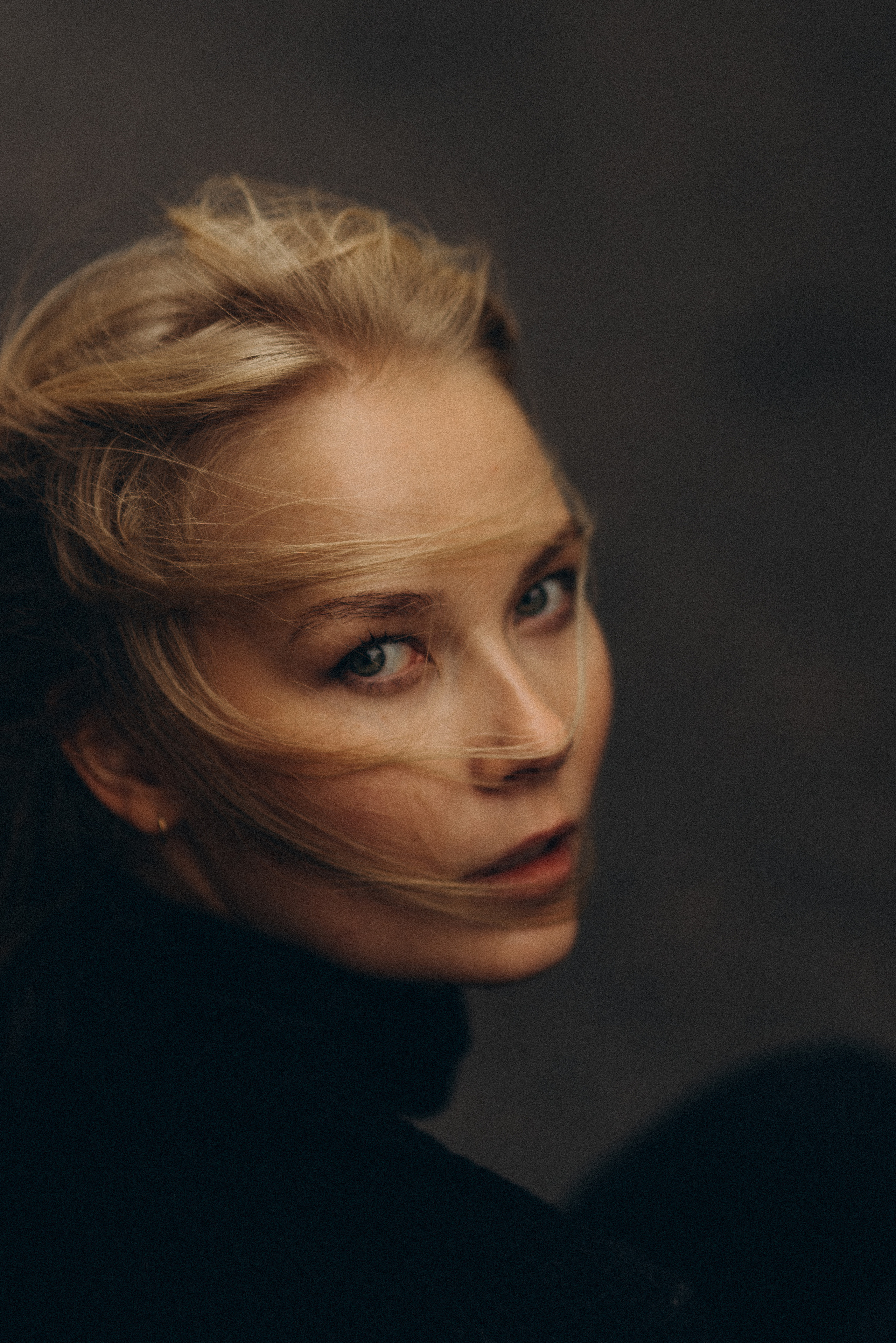 Petra. Wedding and potrait photographer in Helsinki Vickan O