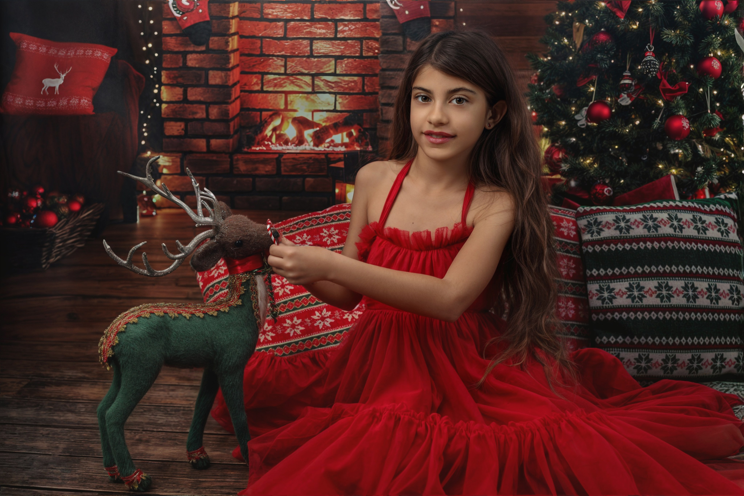 CHRISTMAS Photoshoot 2024/25. Photographer Anya Khasapi. Nafplio, Greece