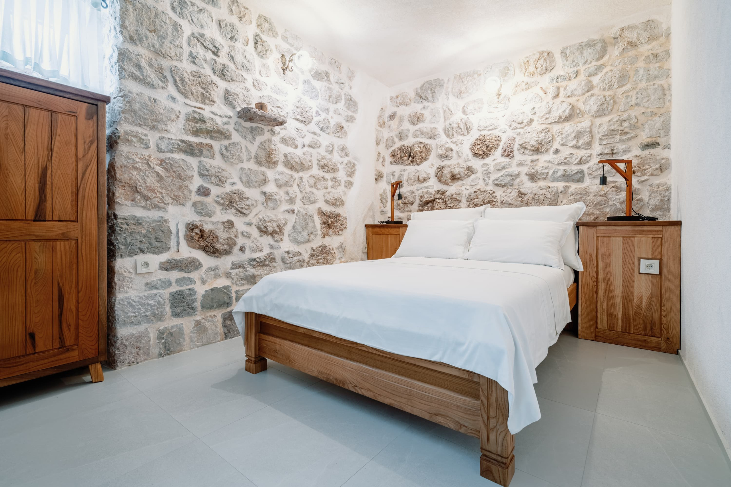 Real Estate Photography. Montenegro. EVAN ARISTOV WEDDING PHOTOGRAPHY — Seattle Wedding Photographer