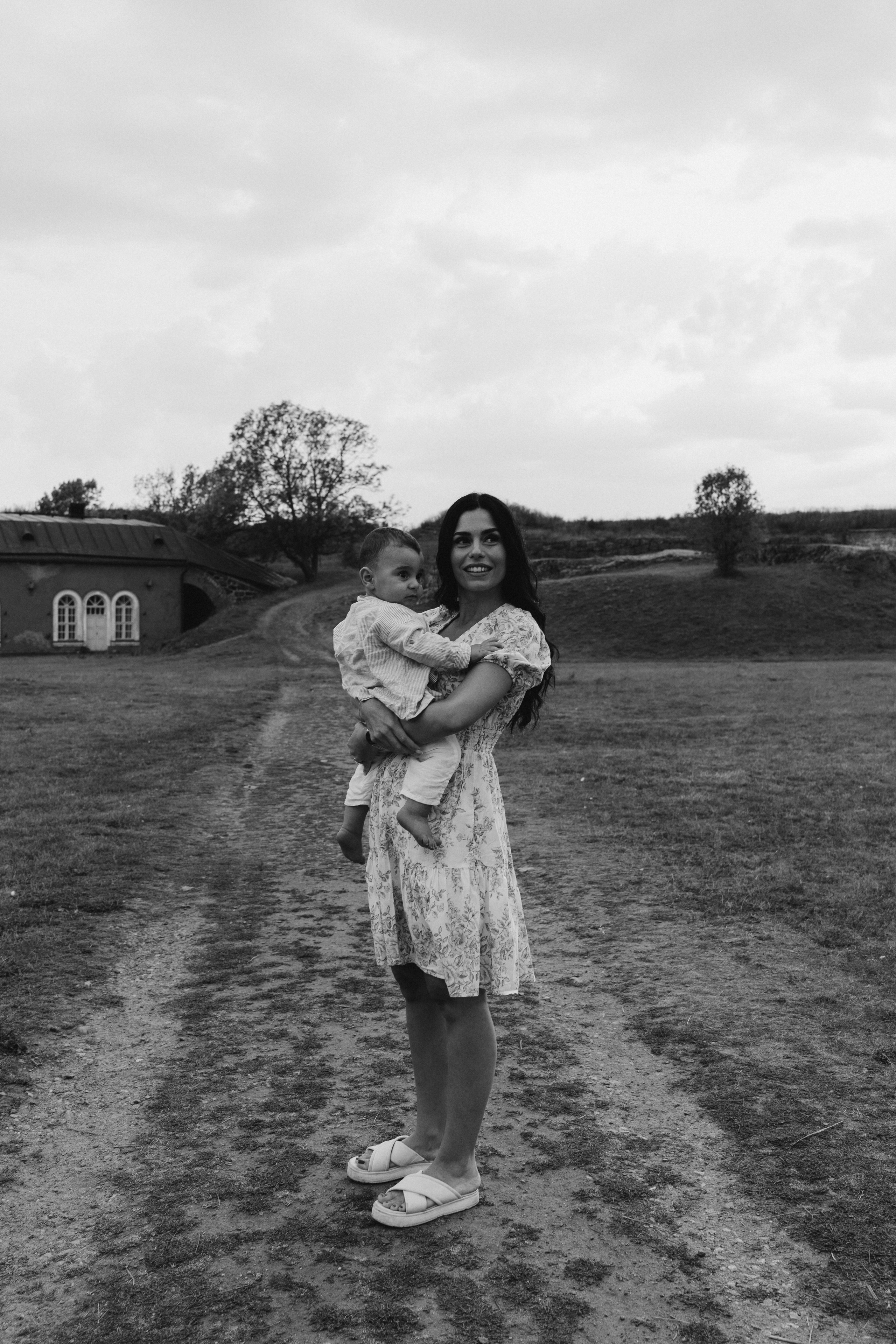 Summer. Wedding and potrait photographer in Helsinki Vickan O