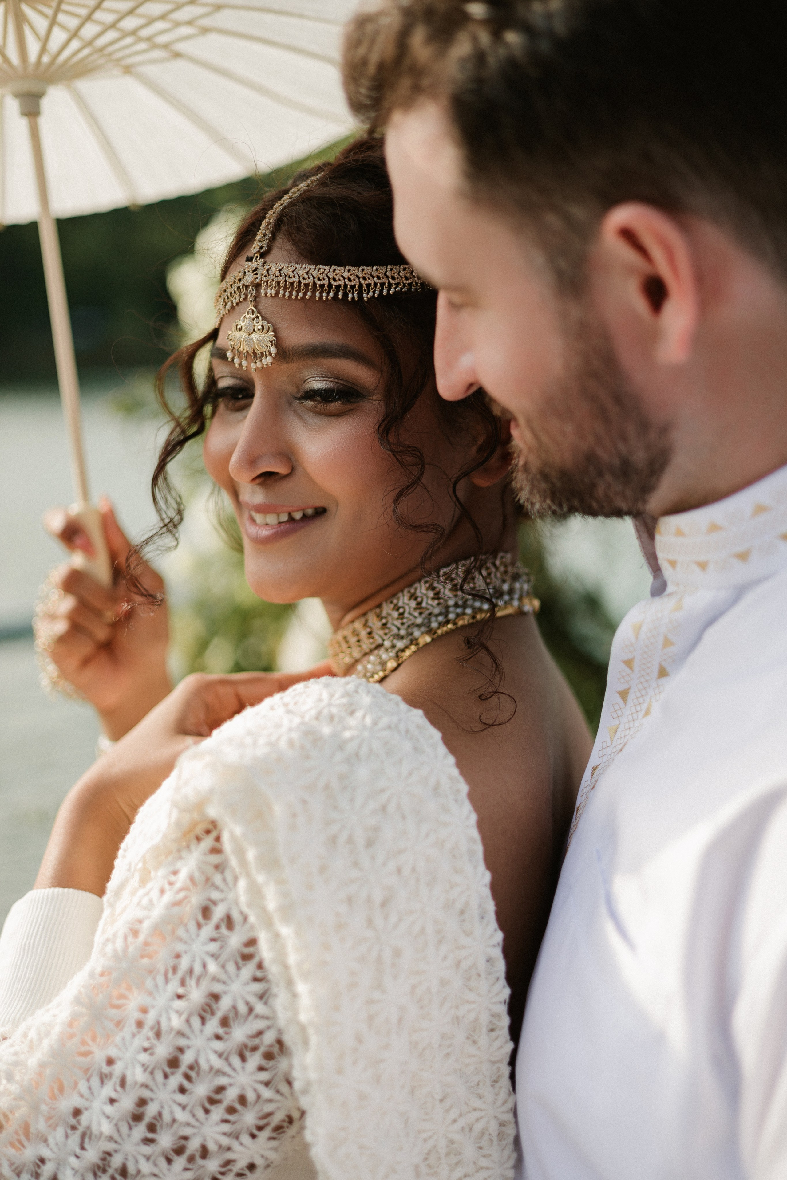 Thesakaya and Kevin. Photographer Anna Nazarenko