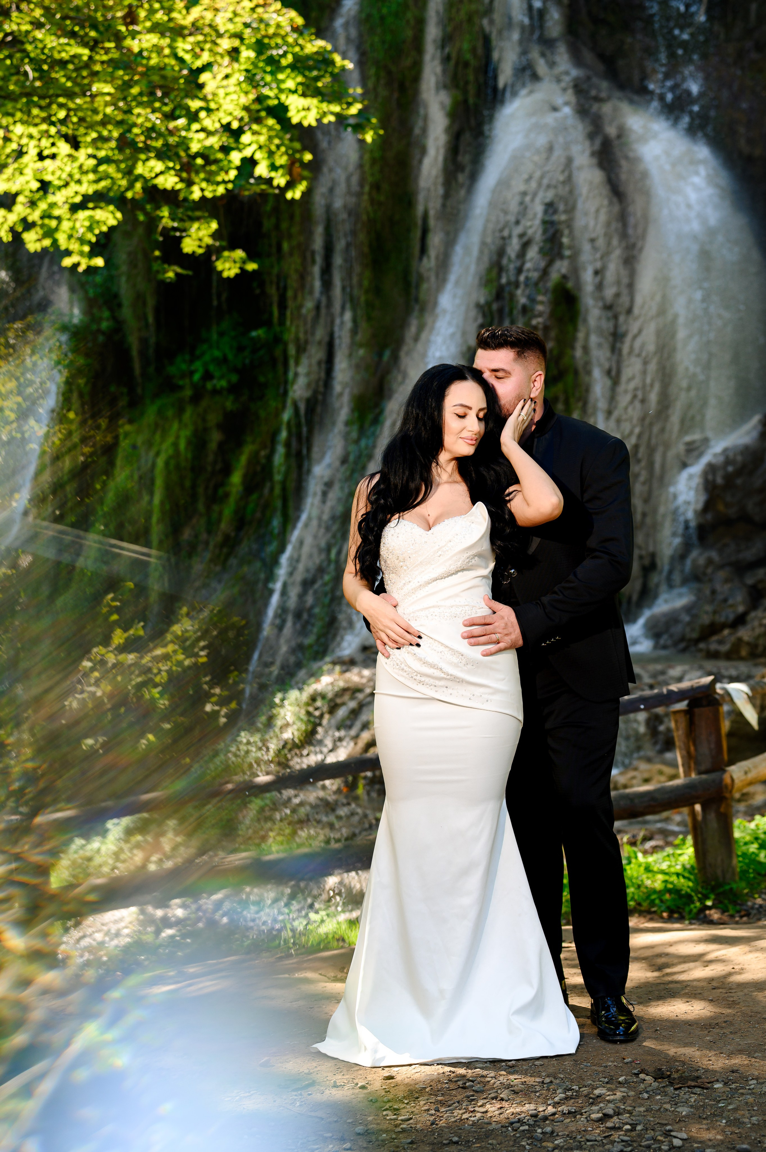 Laura & Cosmin. Mugurel Olteanu Fotograf