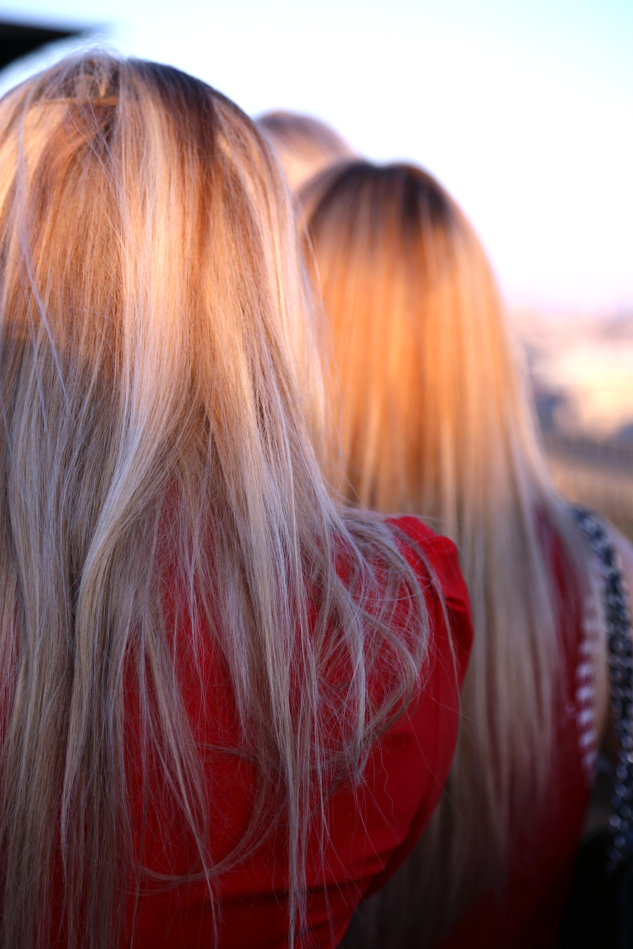 Sur les toits de Paris. Soirée. Natalia Bogdanovska. Films et photographie corporate en France