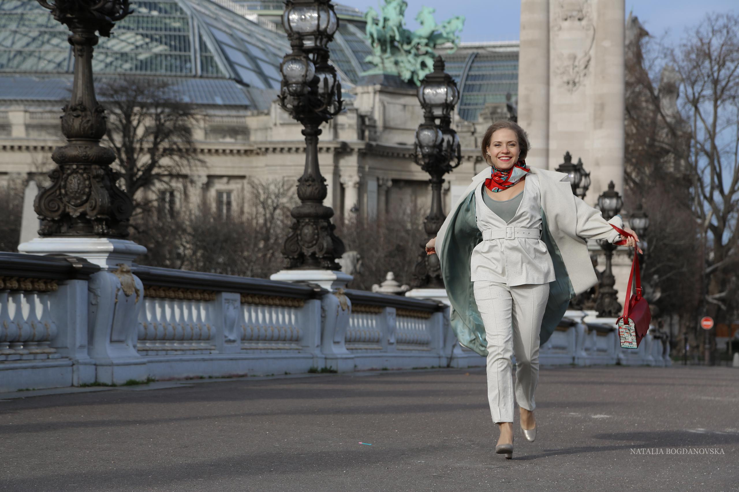 Lenny shooting photo. Natalia Bogdanovska. Films et photographie corporate en France