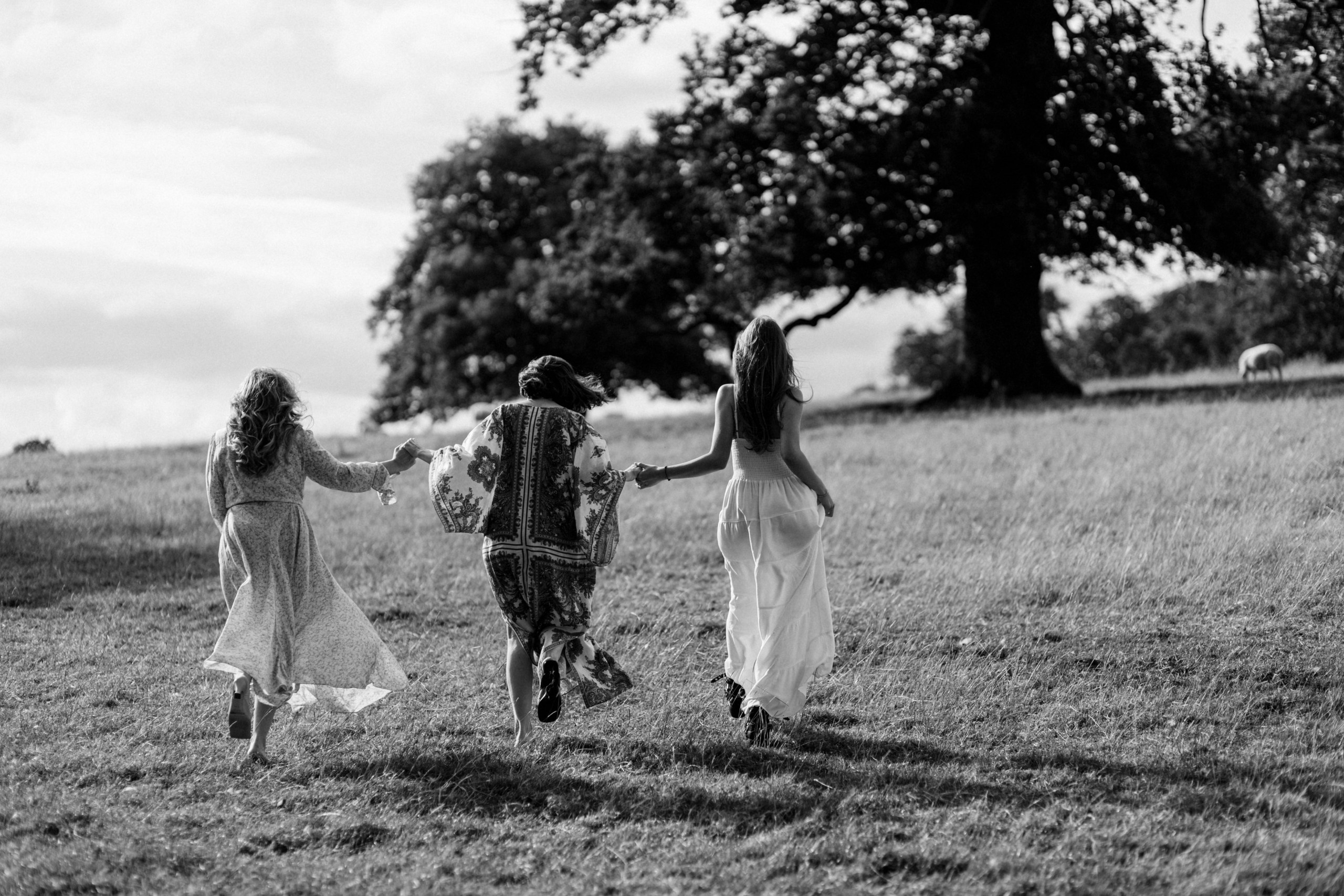 Mother and Daughters. AlinaLazurko.uk | Professional portrait photographer