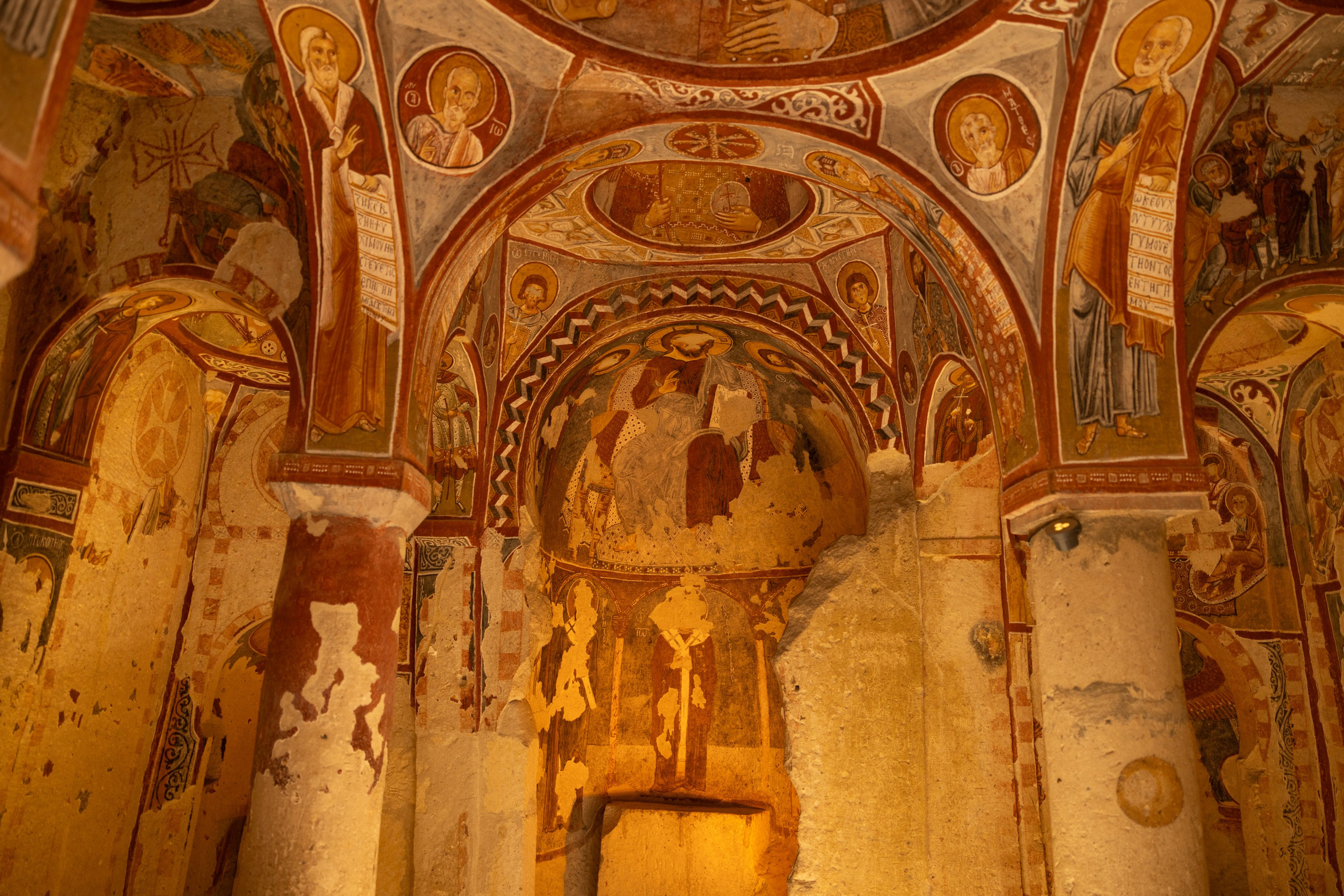 Top Must-Visit Locations in Cappadocia – Unveil the Region’s Hidden Gems. Your Guide to Cappadocia: Private Tours, Scenic Routes, Hot Air Balloon Rides, and More Adventures