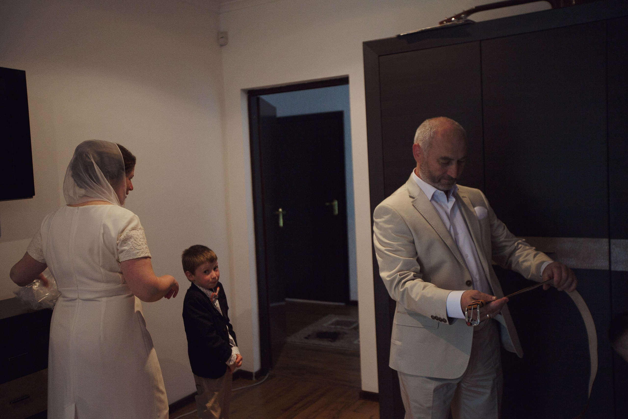 Robert & Andriana, Lviv. Denny Savon — Photographer in Santorini | Weddings, Love Stories & Flying Dress