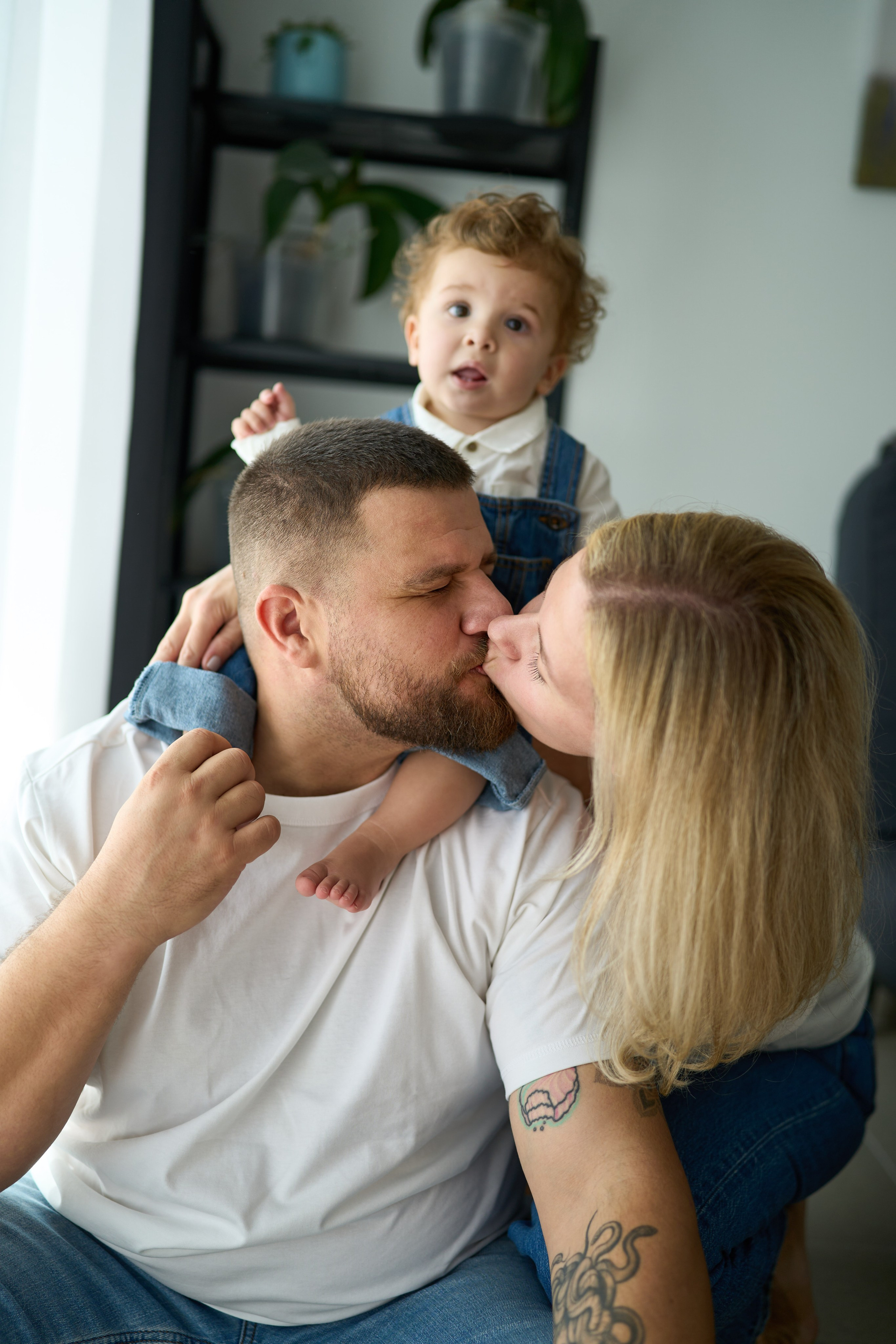 Gilad is 1 year old. צלם אלכס ברט בישראל