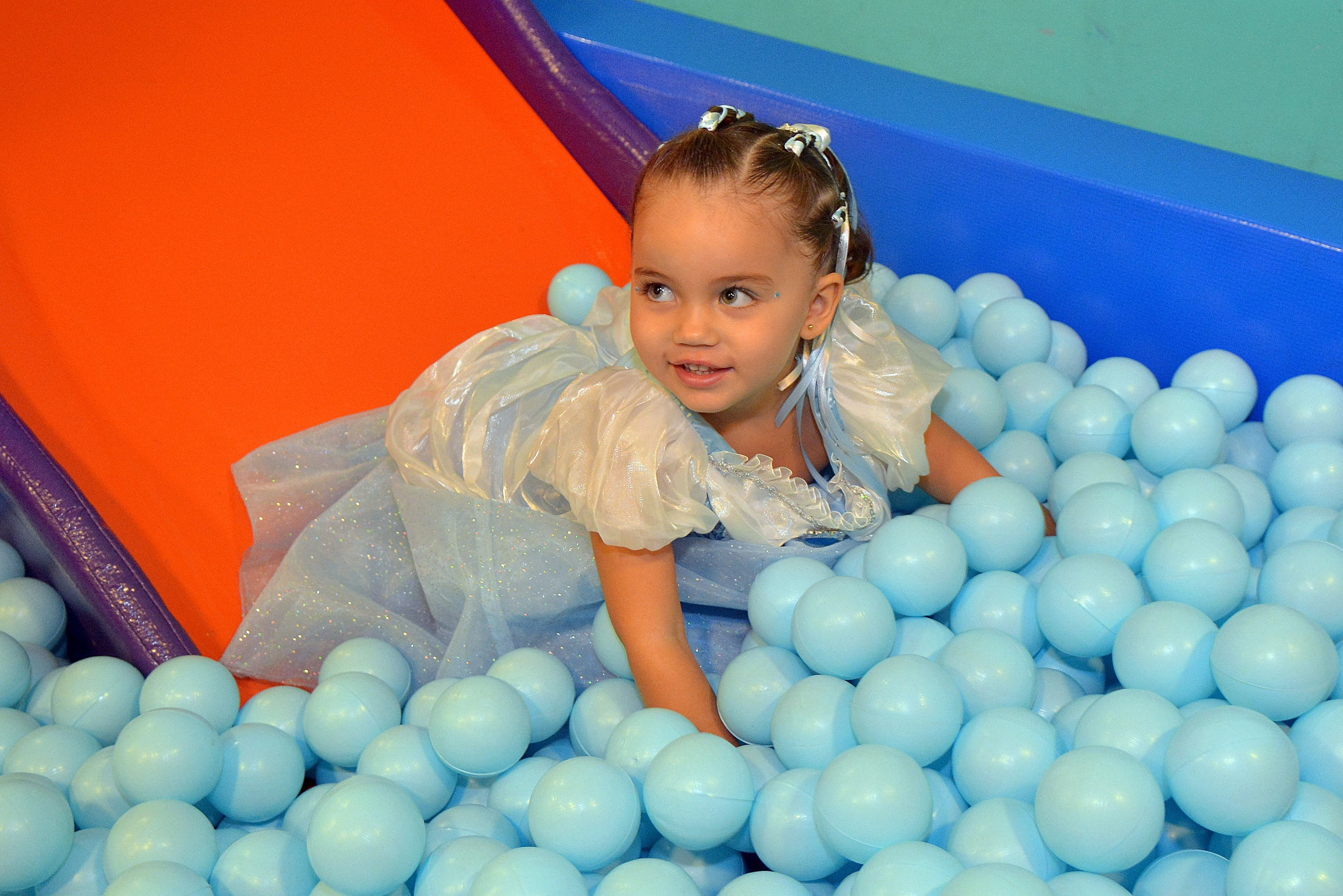 Ornella — 3 Anos. Rbfotoevideo