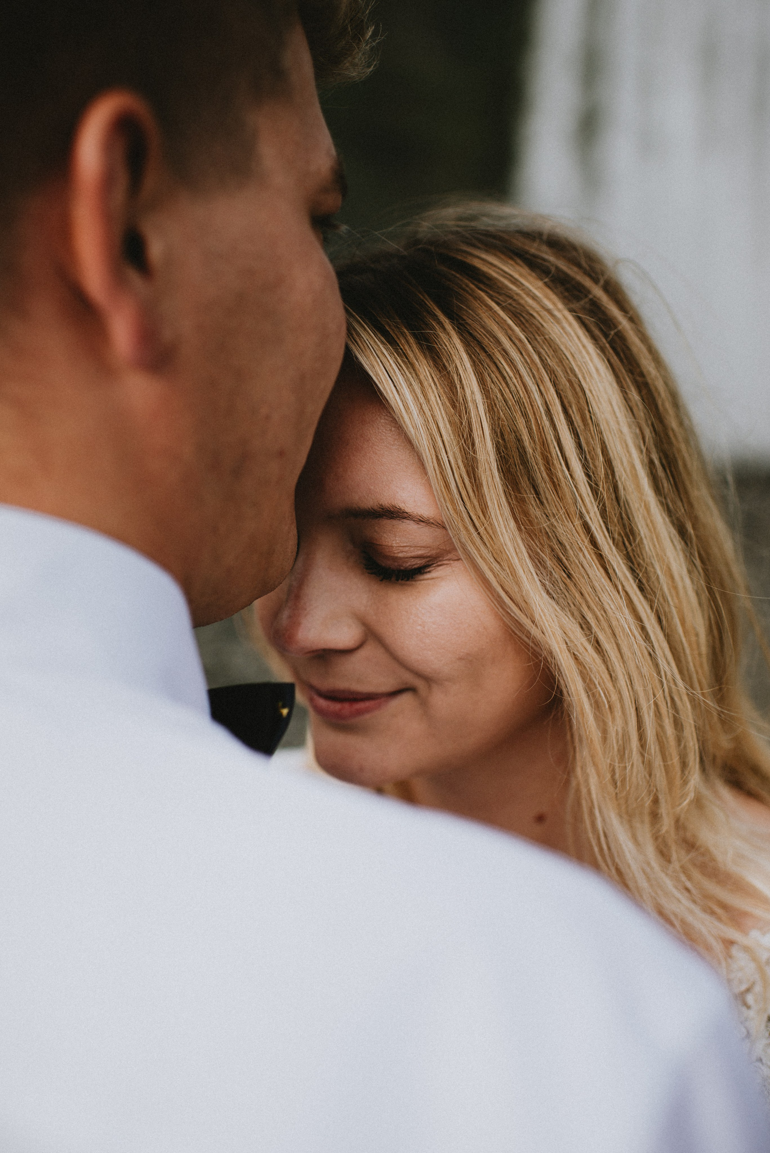 Tomasz and Ania. Michalina Dzianach Wedding Photographer Iceland
