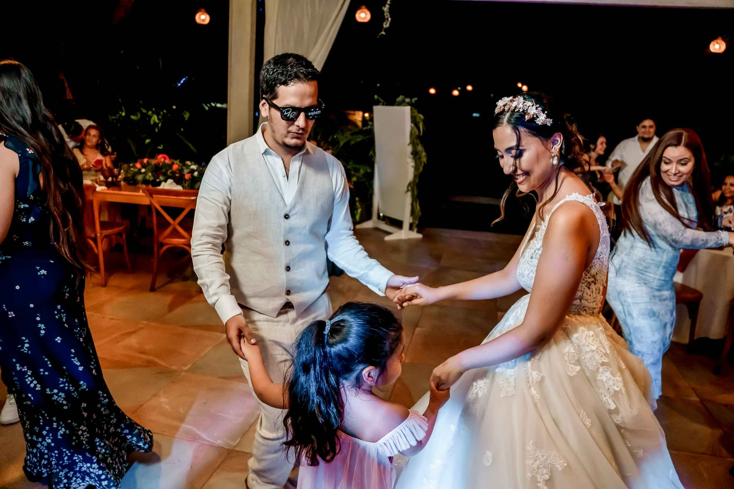 Boda en Cali. Hacienda Entre Rios - Daniela & Rodrigo. Karen Ortiz Photography / Fotógrafo profesional en Cali - Colombia