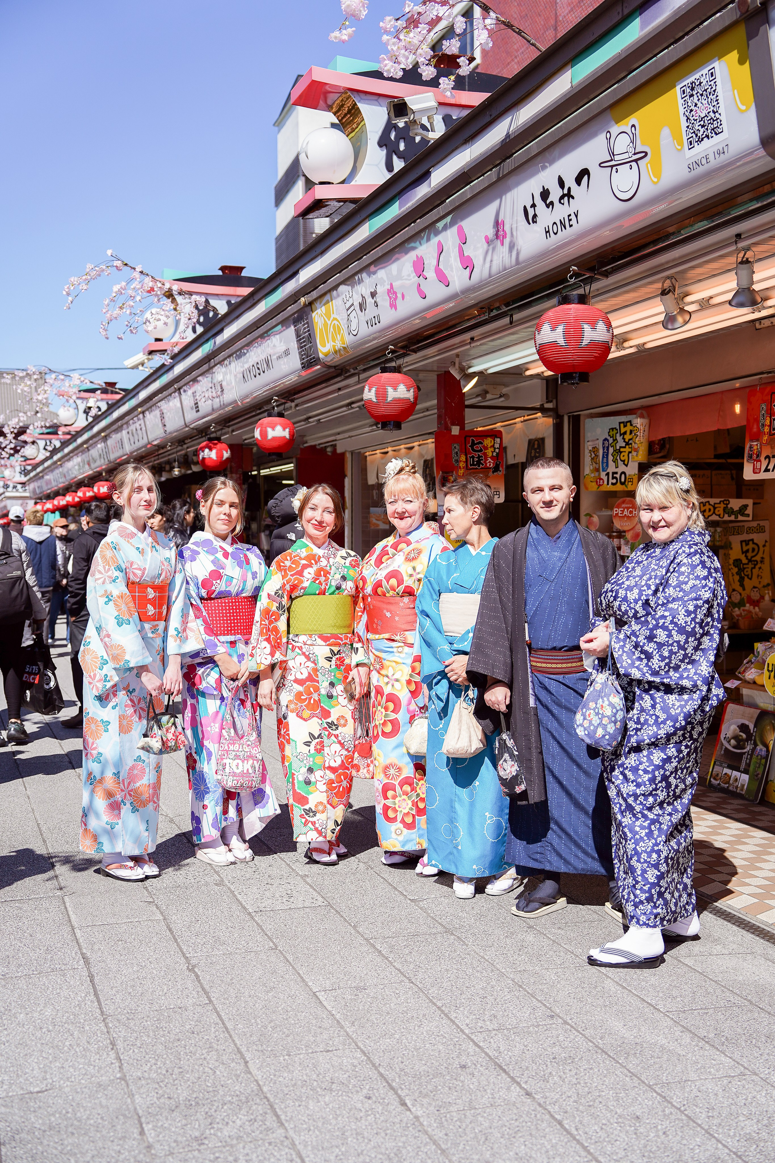 Tour Group Photoshoot. Фотограф в Токио Япония