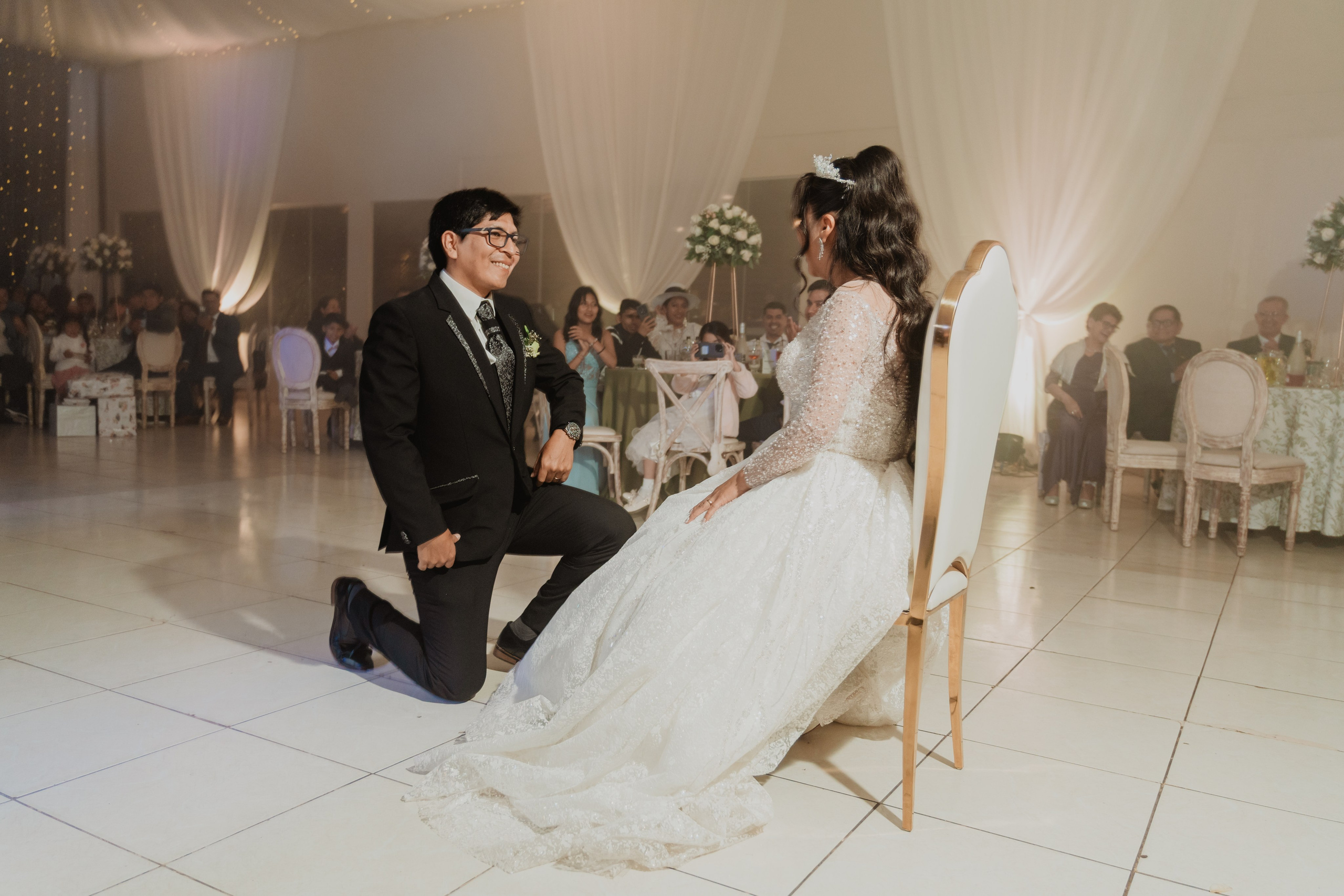 FERNANDO + MARIBEL | BODA RELIGIOSA. Studio KVTA | Fotografía y Video de Bodas en Arequipa
