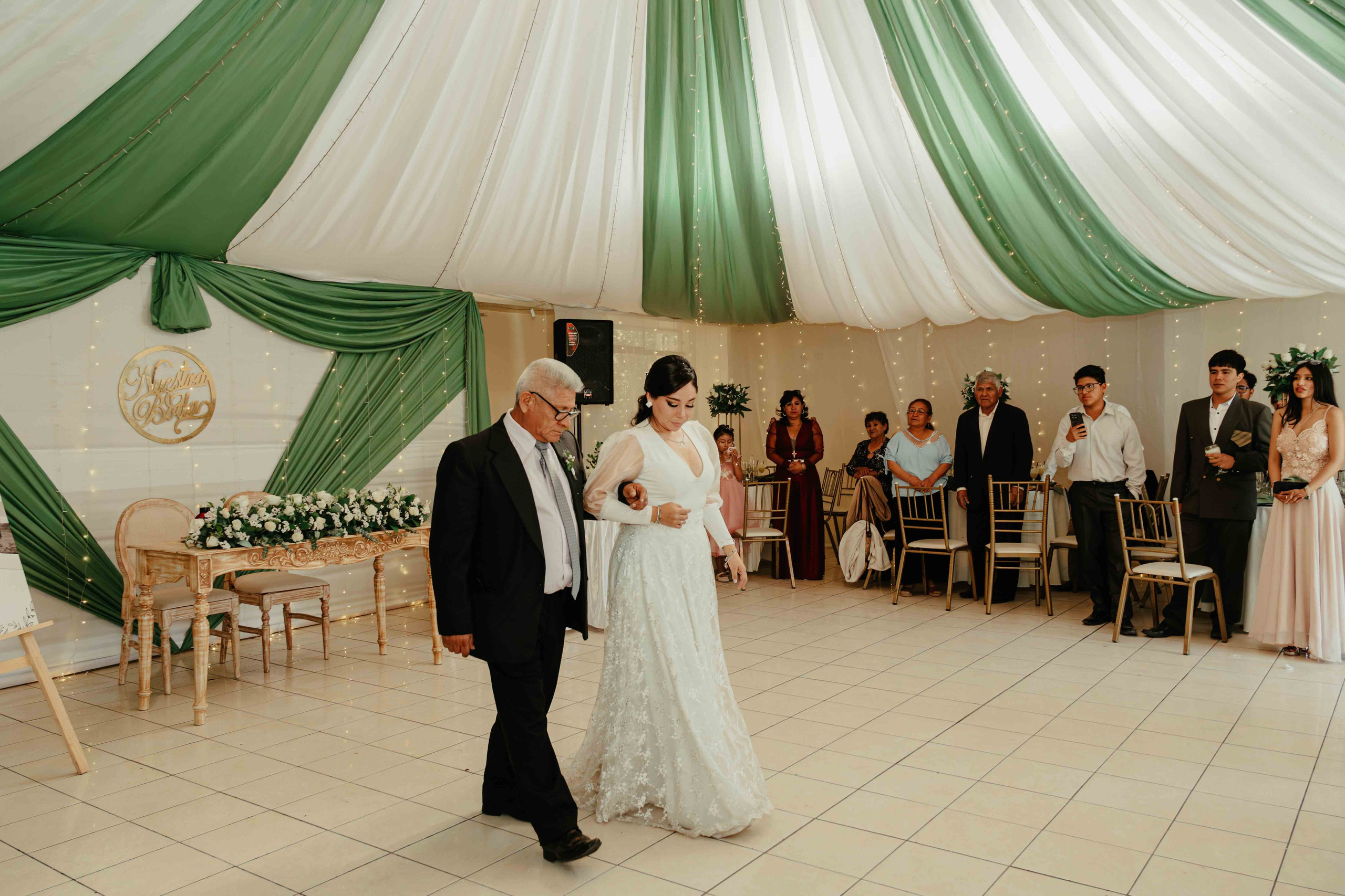 VICTOR Y MELANY BODA CIVIL. Studio KVTA | Fotografía y Video de Bodas en Arequipa