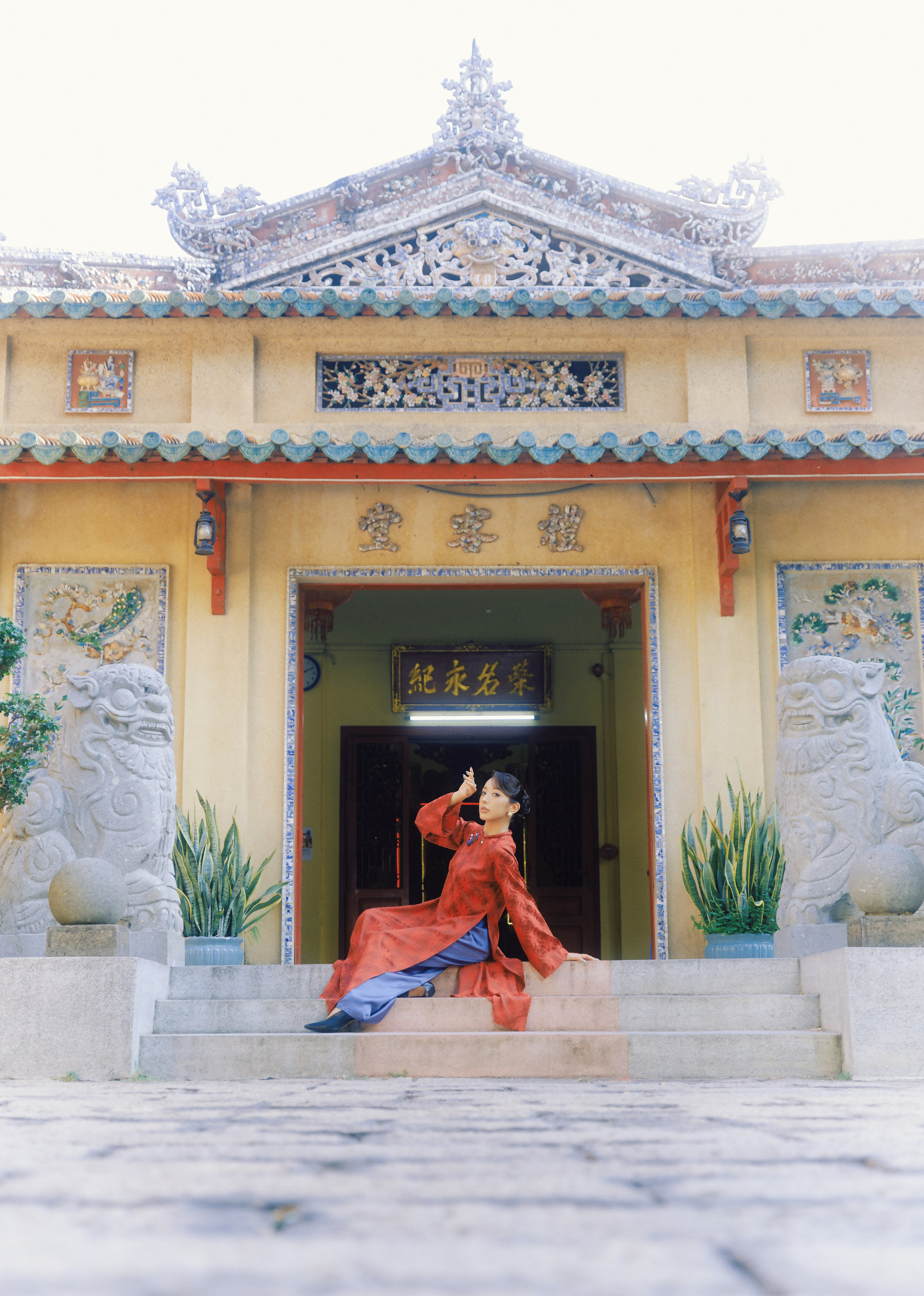 TIENSTACK AO DAI. FINE ART PHOTOGRAPHY
