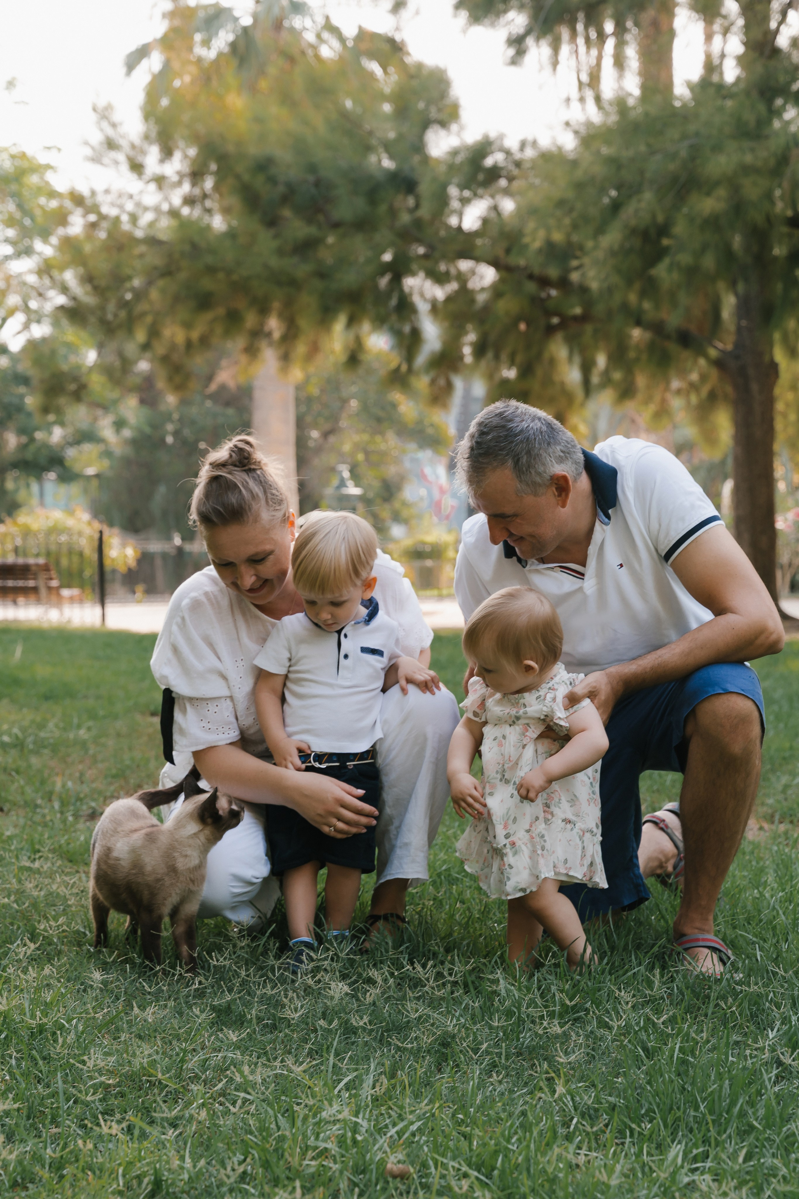 Anna, Pavel, Misha y Sofia. Fotógrafa de bodas y familias en España, Valencia: Nadia ProFoto