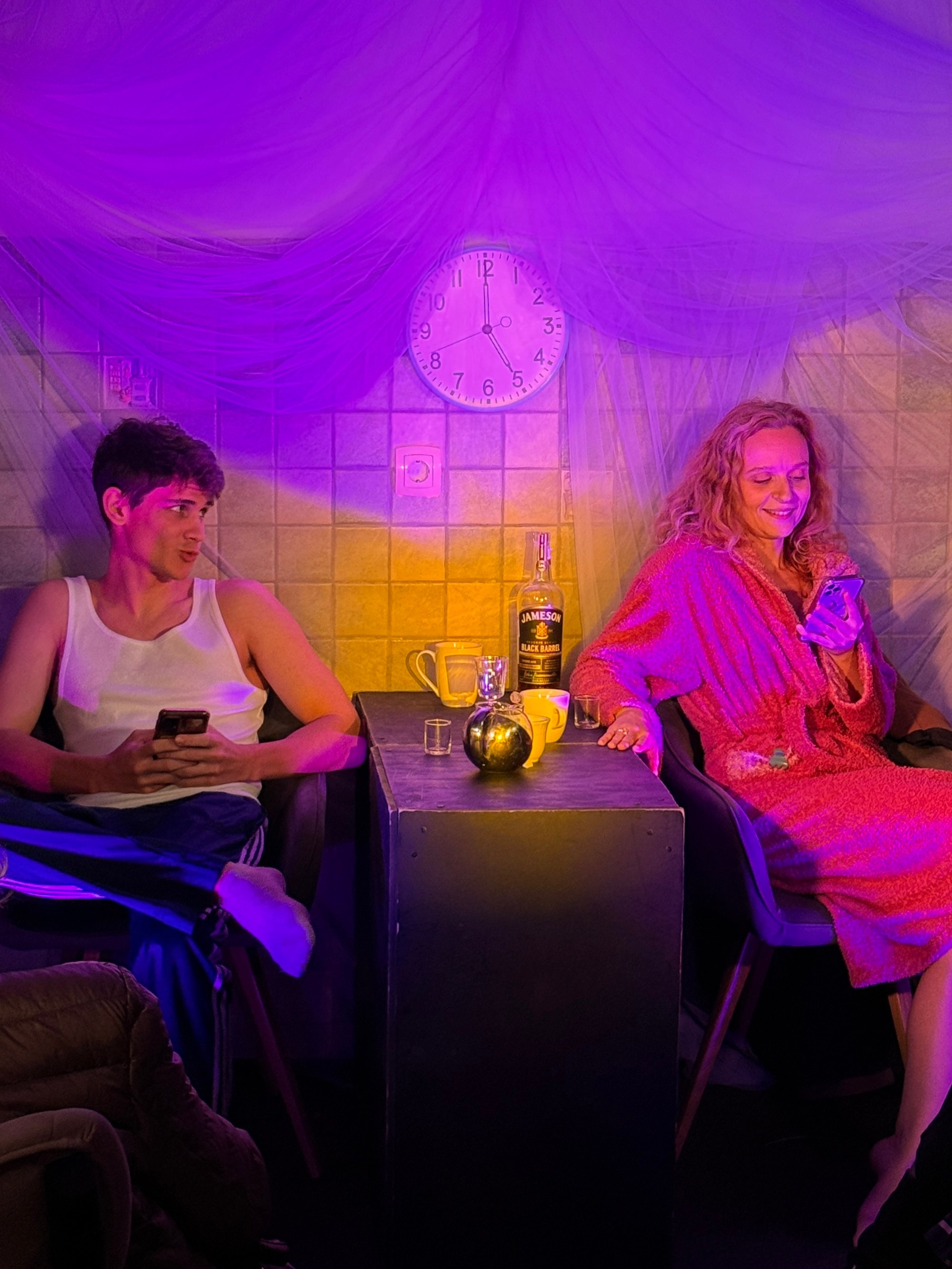 Фоторепортаж вистави у Будві. Портретний фотограф Альона Новгородцева