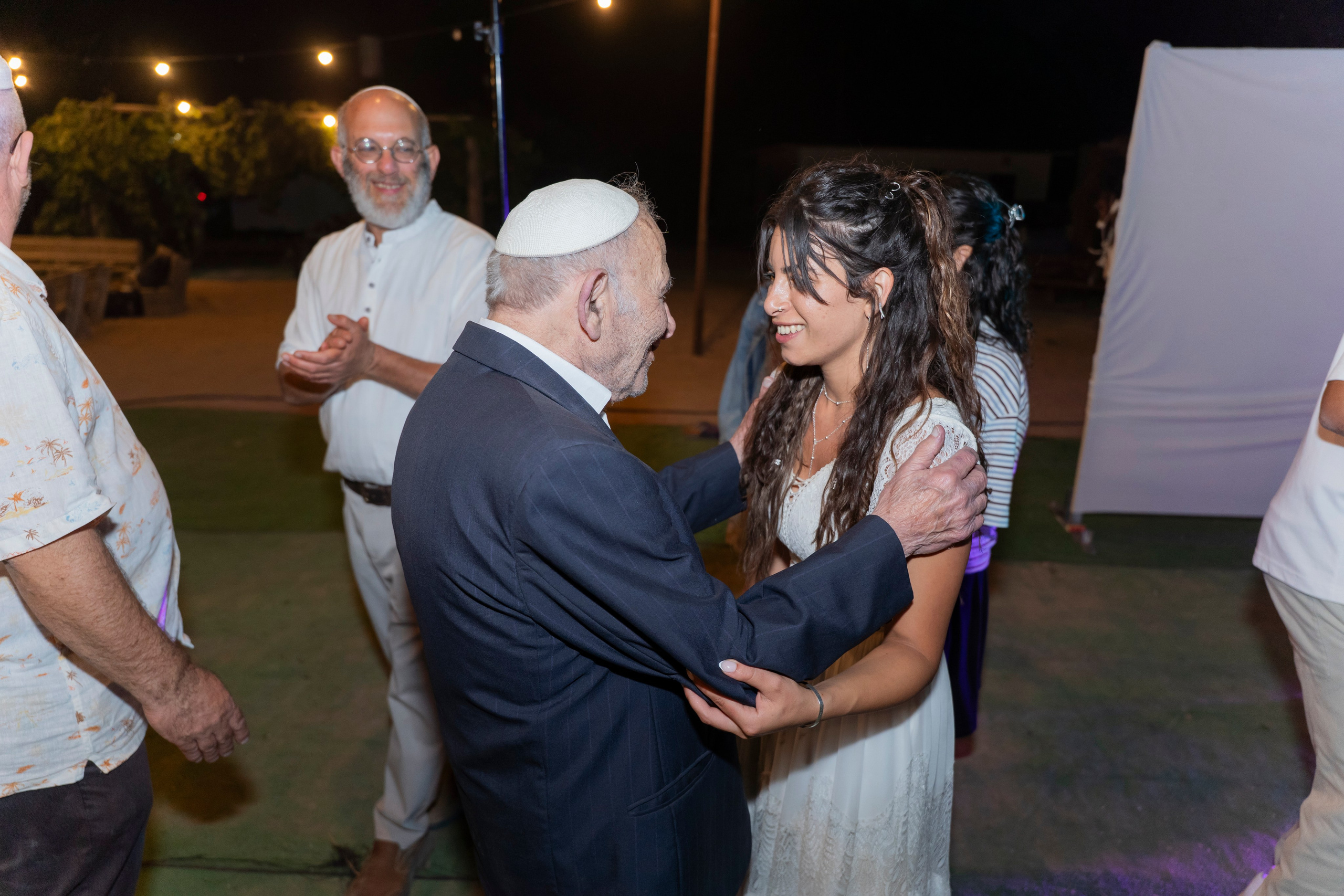 אביה ואחיה. יוסף מזרחי צילום חתונה, ברית וזוגיות. צלם מקצועי שאוהב להוציא אתכם הכי יפים ברגעים הכי מרגשים