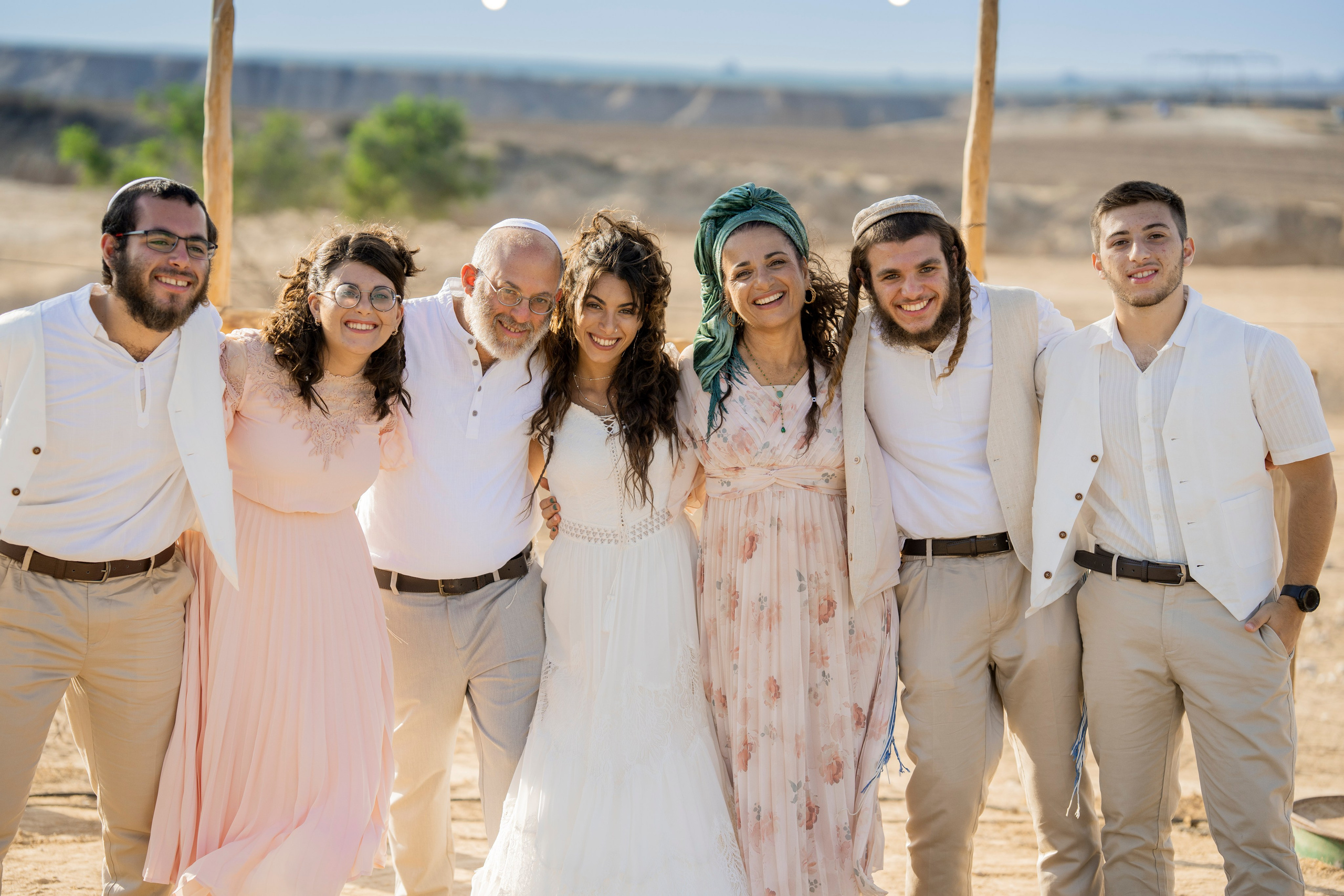 אביה ואחיה. יוסף מזרחי צילום חתונה, ברית וזוגיות. צלם מקצועי שאוהב להוציא אתכם הכי יפים ברגעים הכי מרגשים