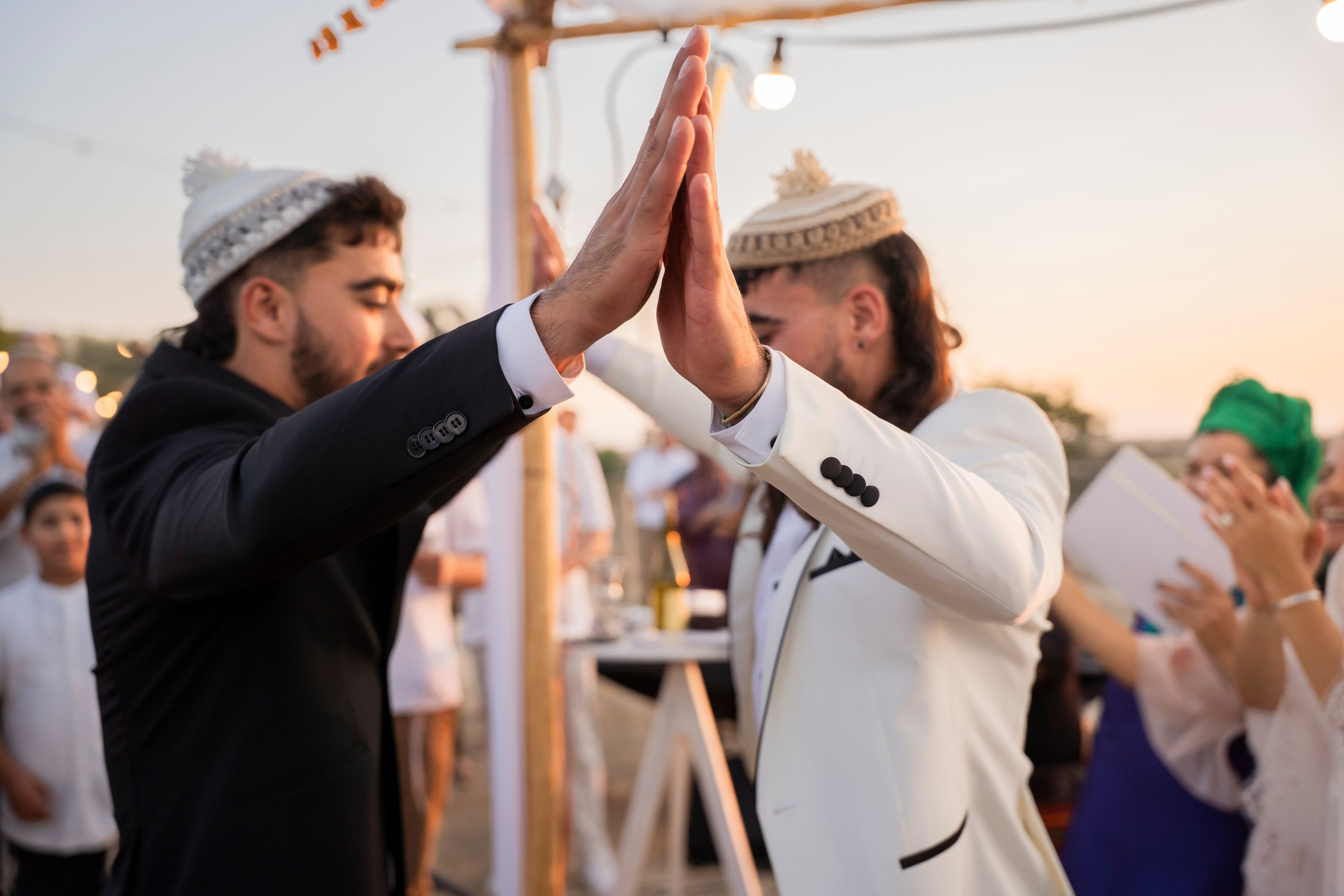 אביה ואחיה. יוסף מזרחי צילום חתונה, ברית וזוגיות. צלם מקצועי שאוהב להוציא אתכם הכי יפים ברגעים הכי מרגשים