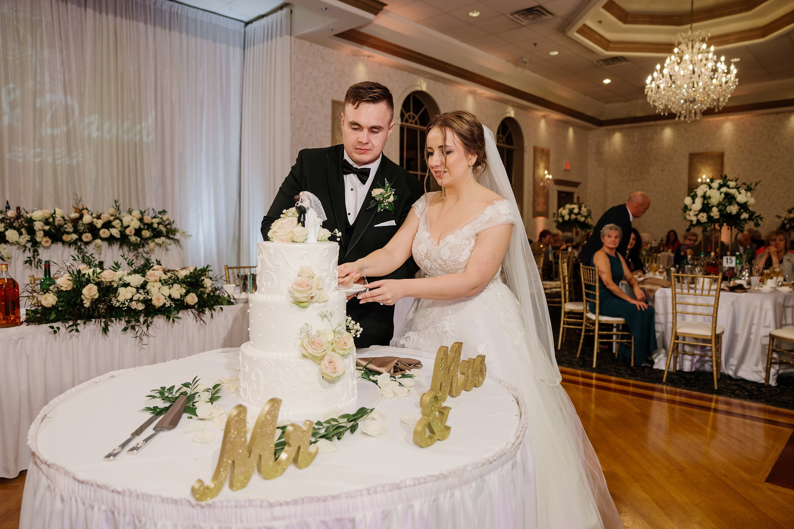 05.10.2024 Wedding. Wedding family event photographer in Chicago Nick Yushevich