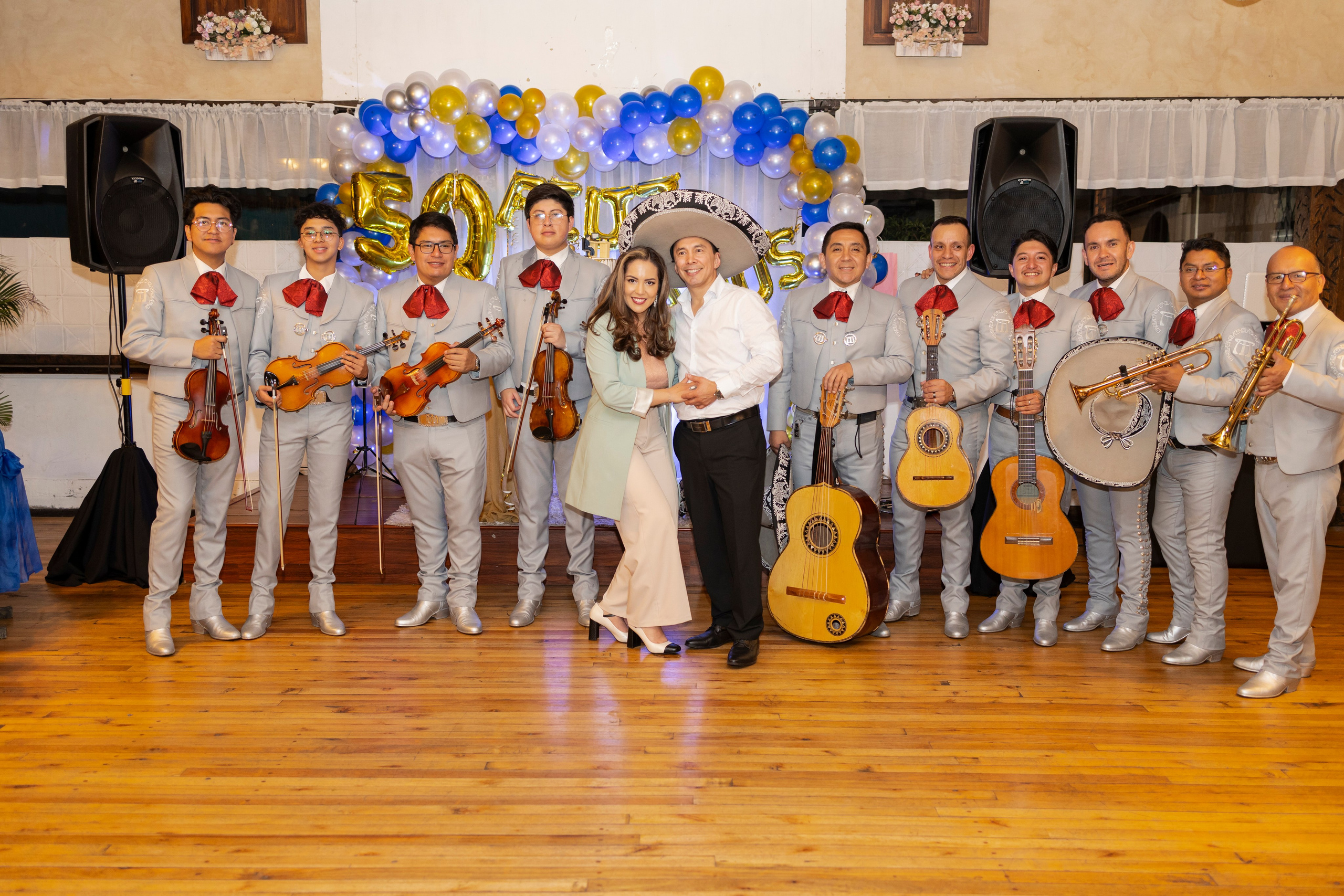 Fotografía de eventos sociales en Cuenca Ecuador. Fotografía y video para bodas y  Familiares en Cuenca - Ecuador, Alex Coello