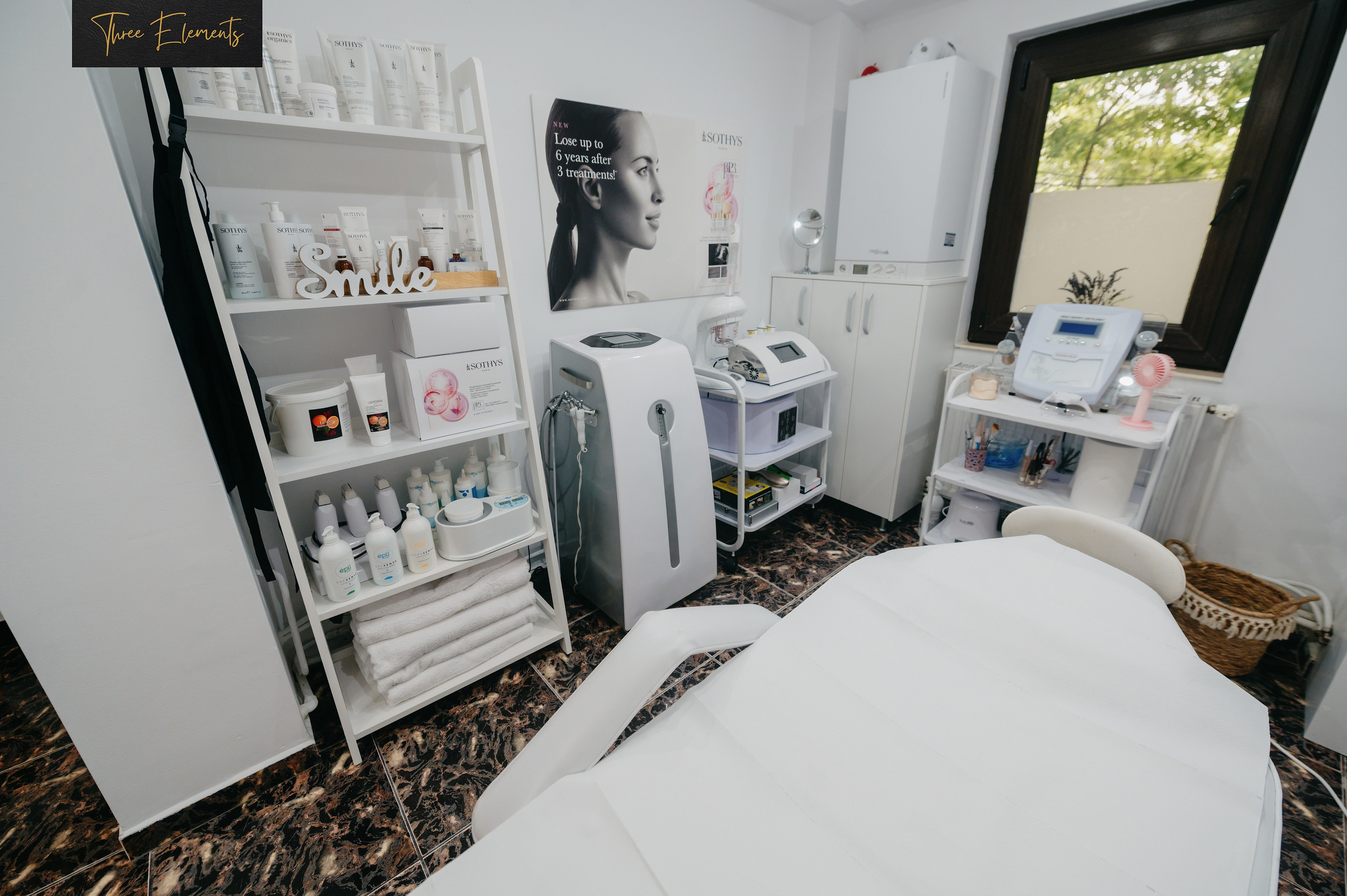 Three Elements. Laurentiu Stefan StoryTeller