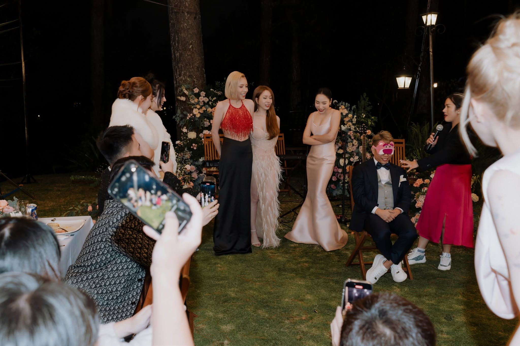 𝐃𝐄𝐍𝐍𝐈𝐒 ⓐⓝⓓ 𝐓𝐈𝐍𝐘/Destination Wedding. Nhiếp ảnh gia đám cưới hàng đầu tại Thành Phố Hồ Chí Minh