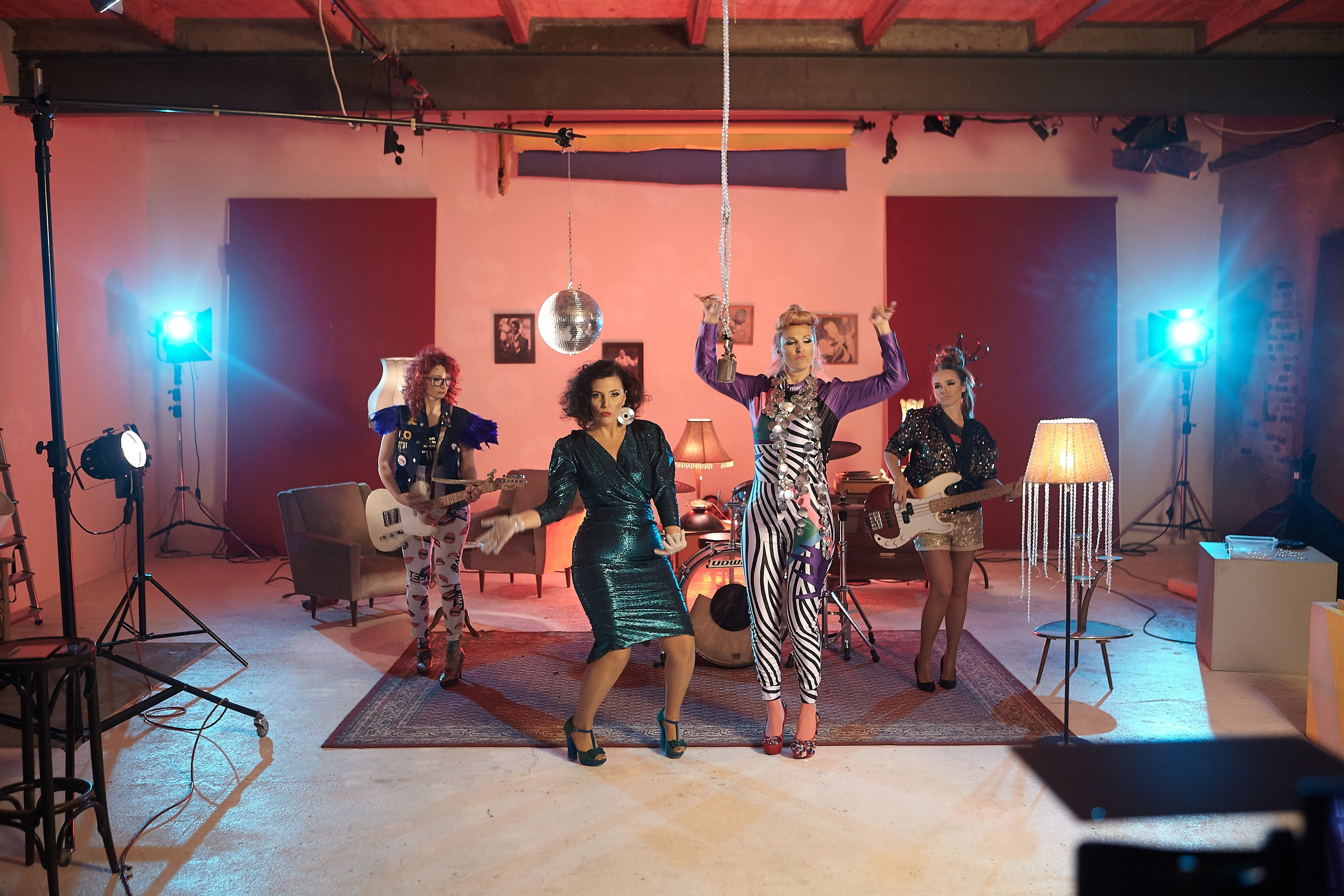 Studio Photogenic. Commercial and studio photographer in Belgrade