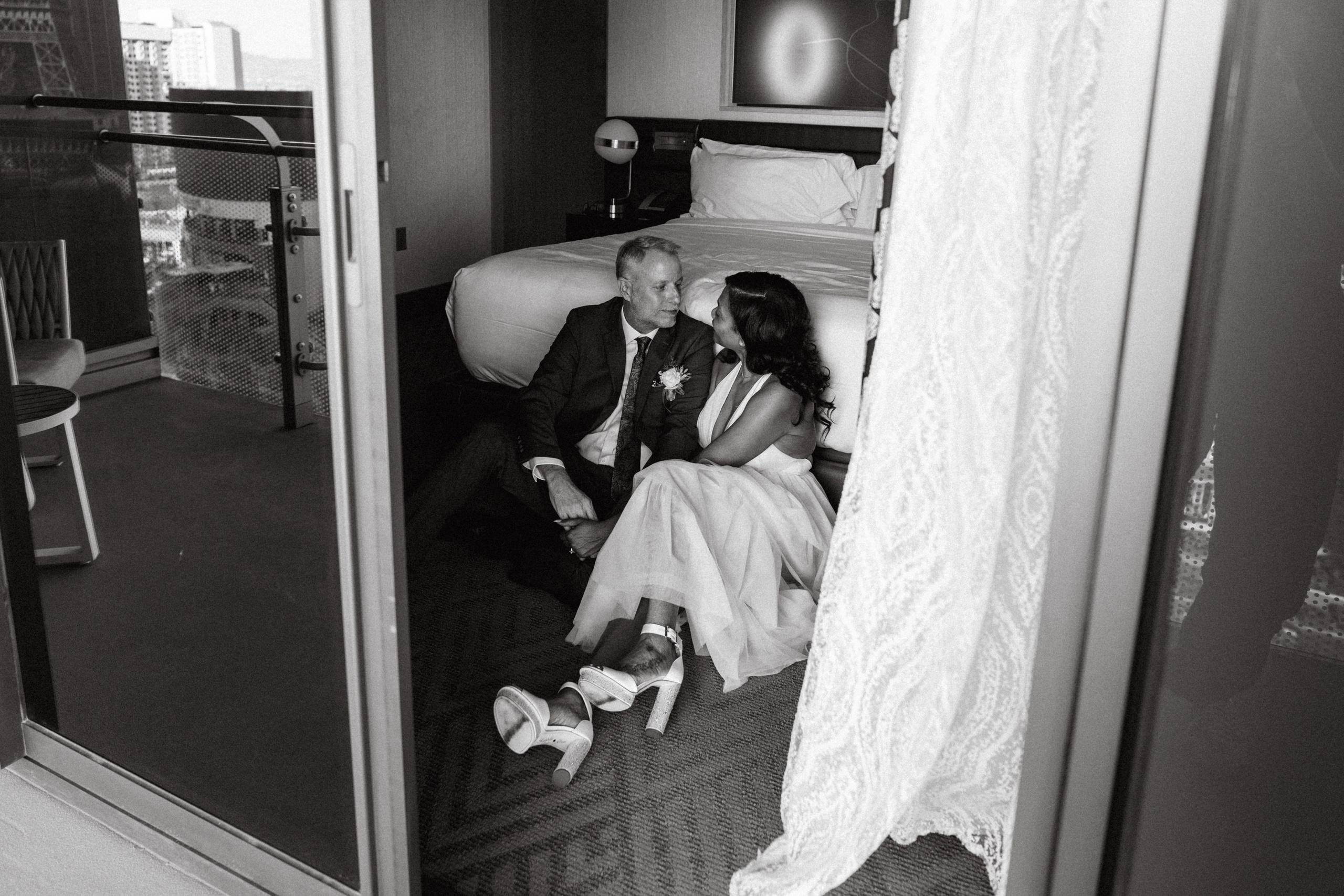 Chestity&Adam. Wedding & elopement photographer Viktoriya Kravtsov. Las Vegas
