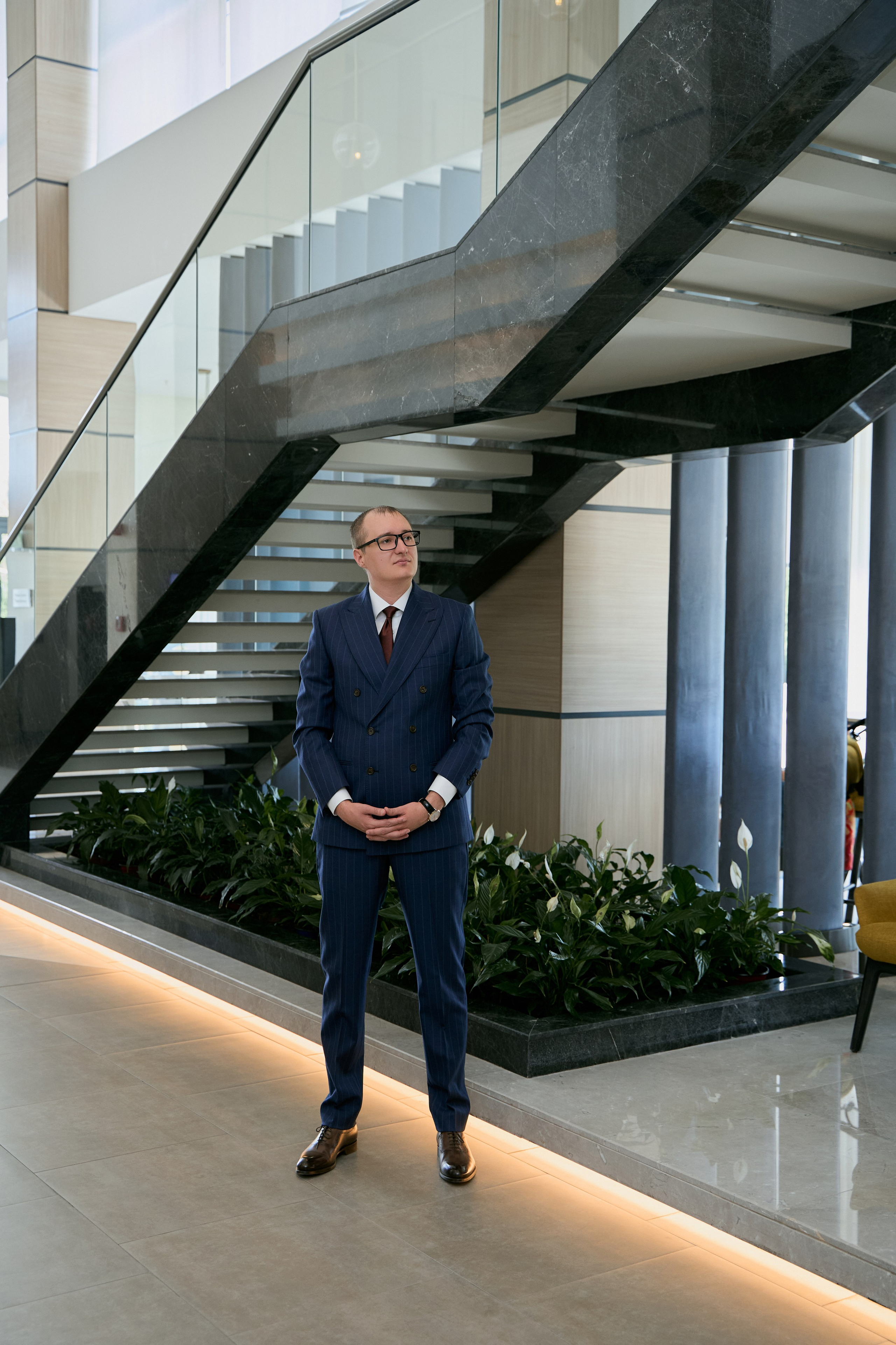 Эксперты. Привет