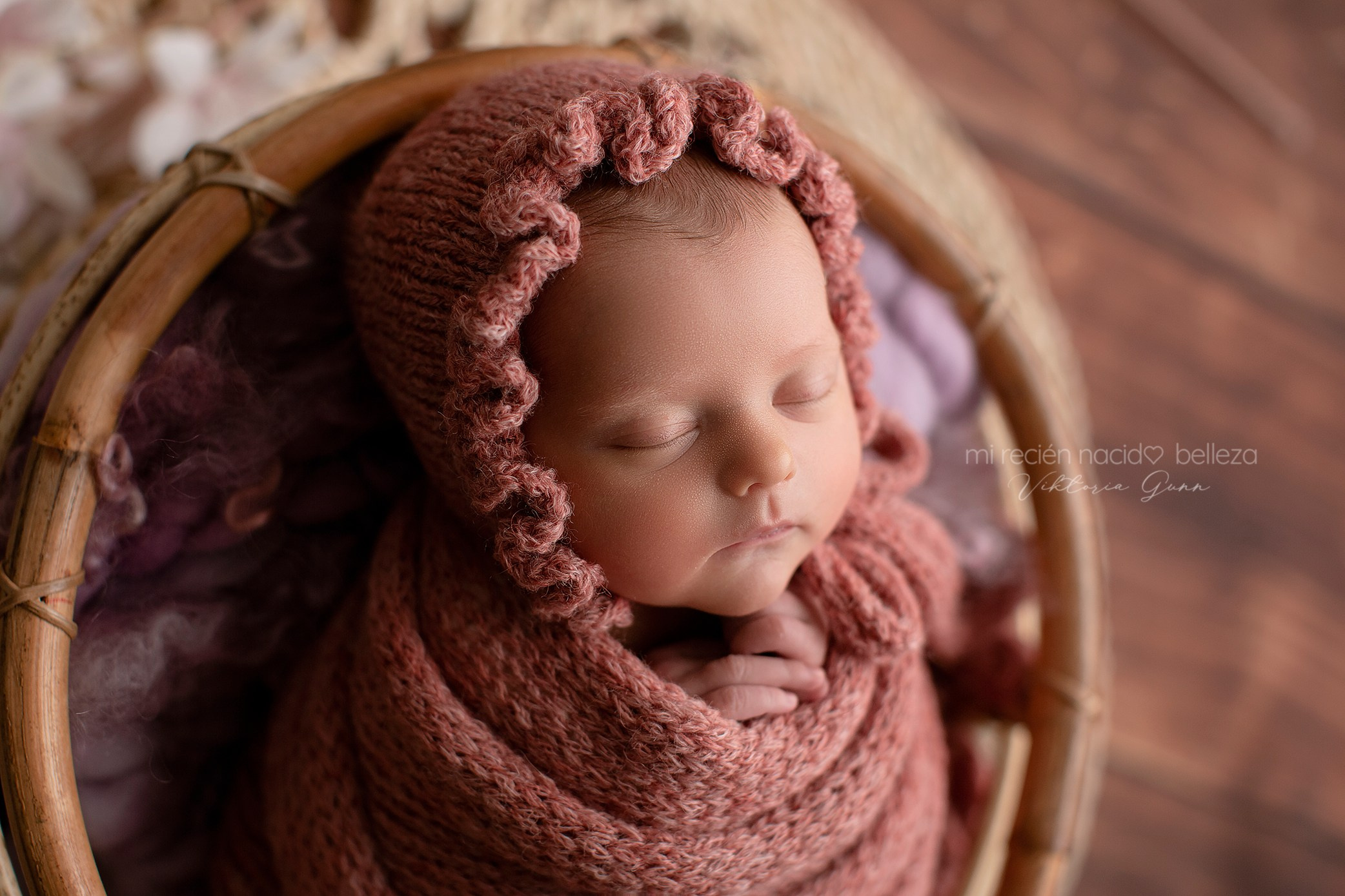 Новорожденные. Фотограф в Испании: Бенисса, Кальпе, Бенидорм, Аликанте Виктория Гунн