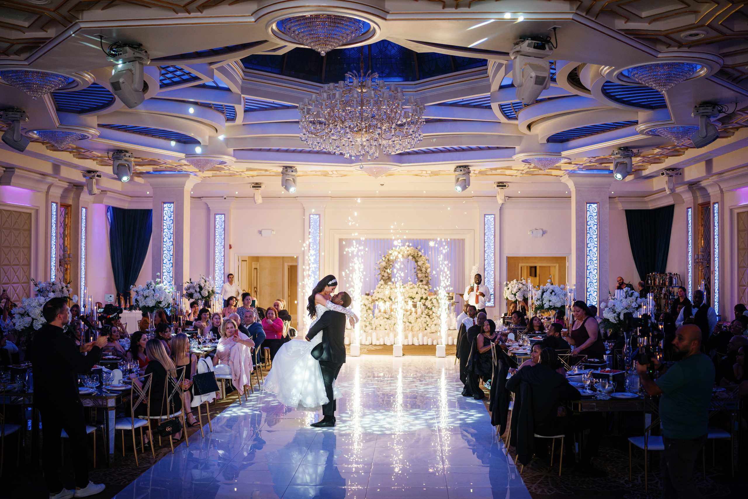 Wedding at Bella Blanca Los Angeles. Wedding Photography & Videography Team in California, Los Angeles, San Francisco, San Diego and Travel