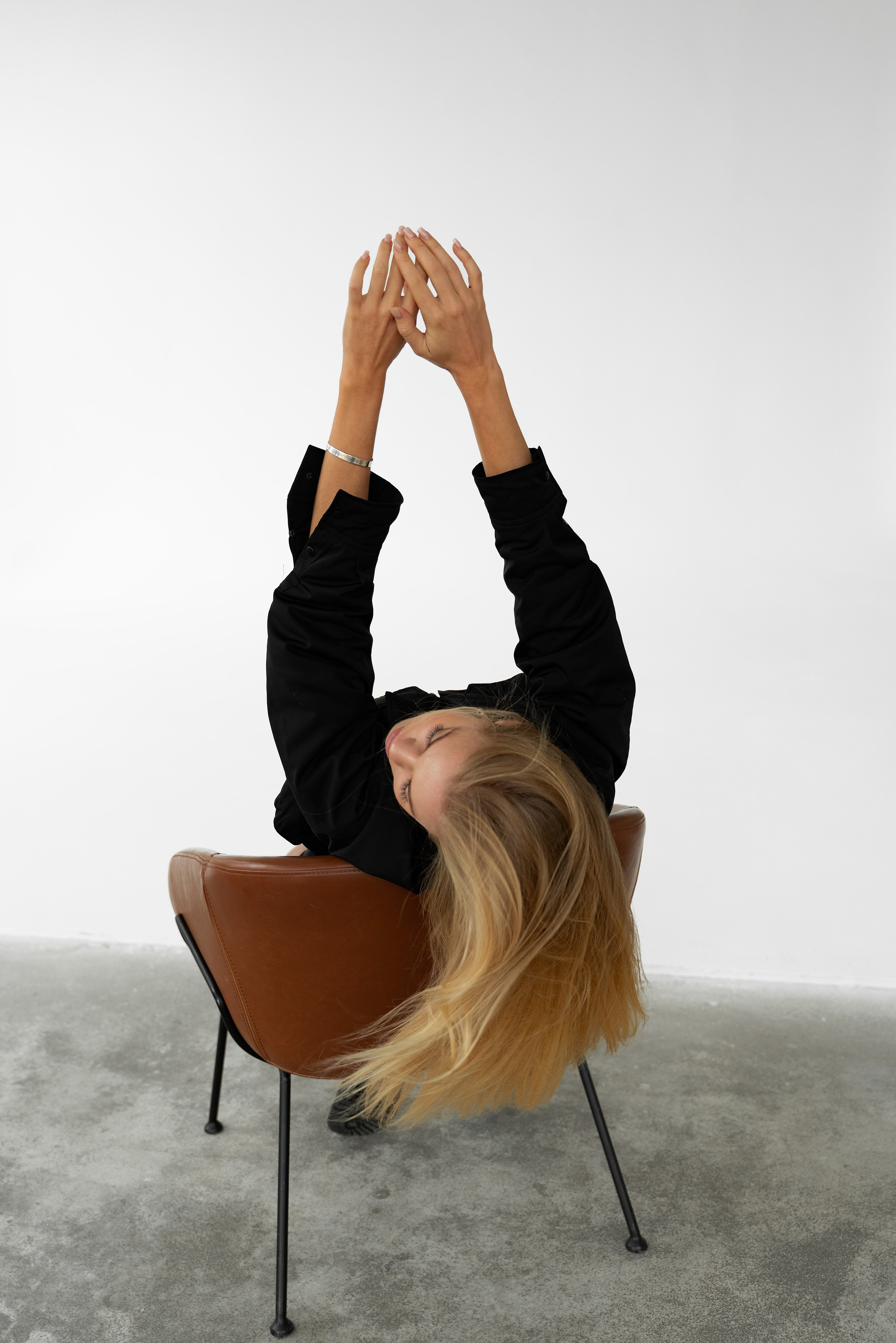 Юля. Aesthetic & Lifestyle photographer in Da Nang, Vietnam