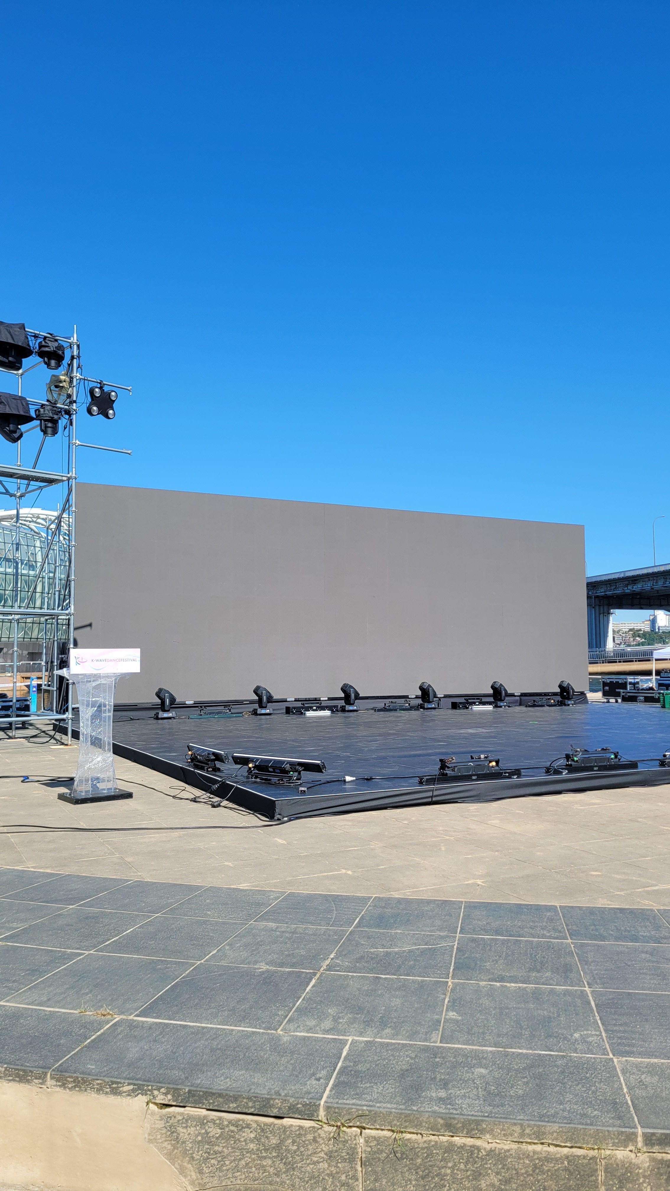 K-WAVE DANCE FESTIVAL, SEOUL, 2024 — “VG& 7” dance duet — stage performance. Photographer in Seoul Dobrokvashina Natalya