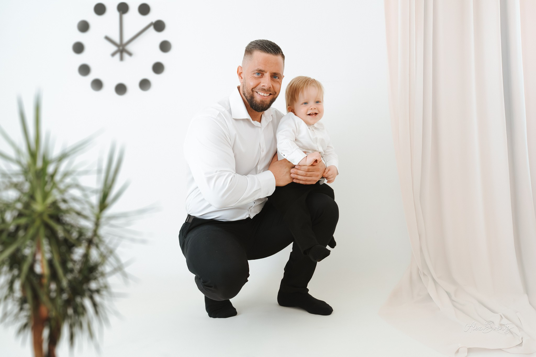 Fotograf Studio copii 1 an Romani Danemarca | Alex Events. AlexEvents Fotograf / Videograf de evenimente Danemarca DK Horsens, Arhus, Odense, Vejle.Nunta, botez, foto-studio