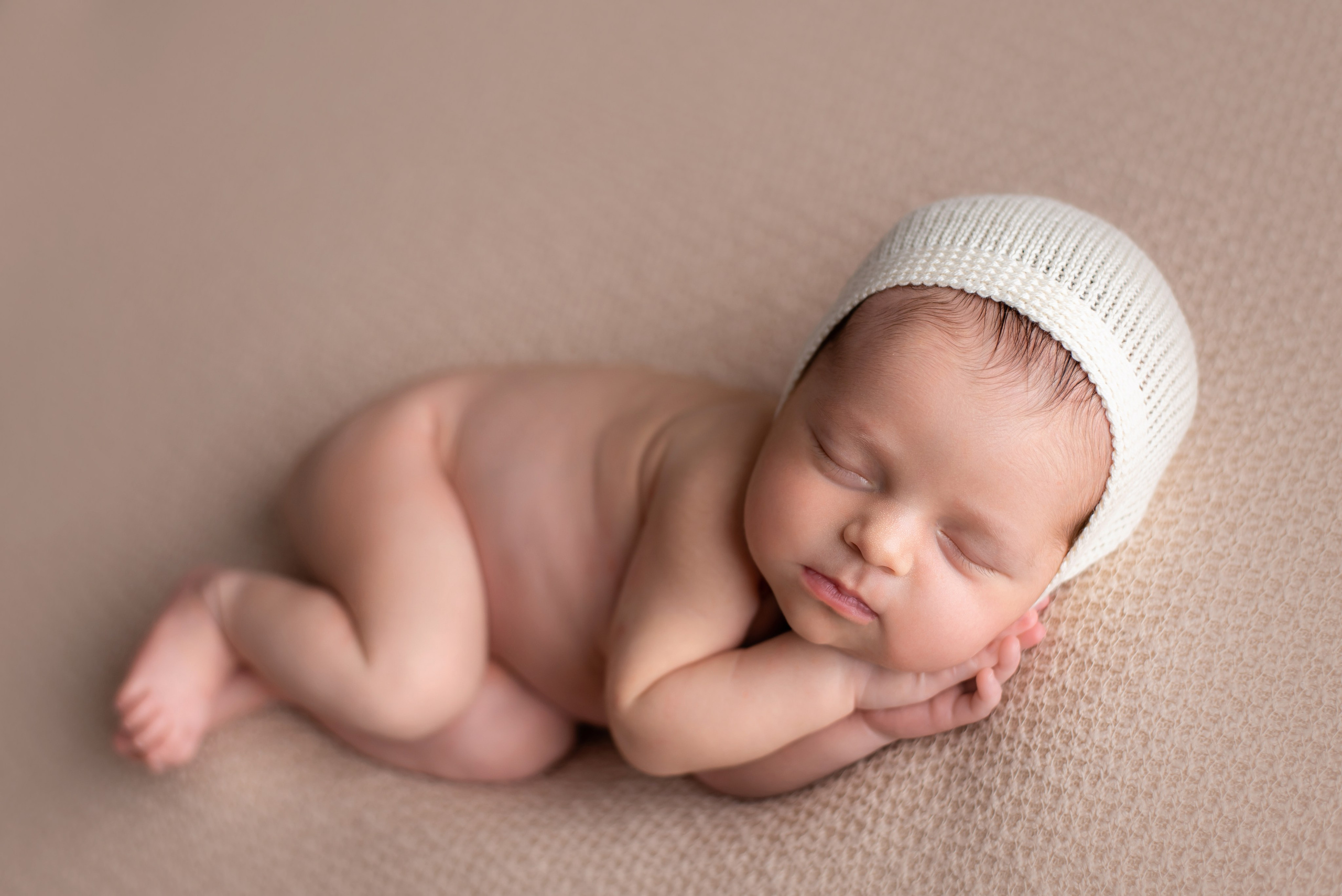 Ameliya 8 days. In-home newborn photography Raleigh & area Katya Kulikova