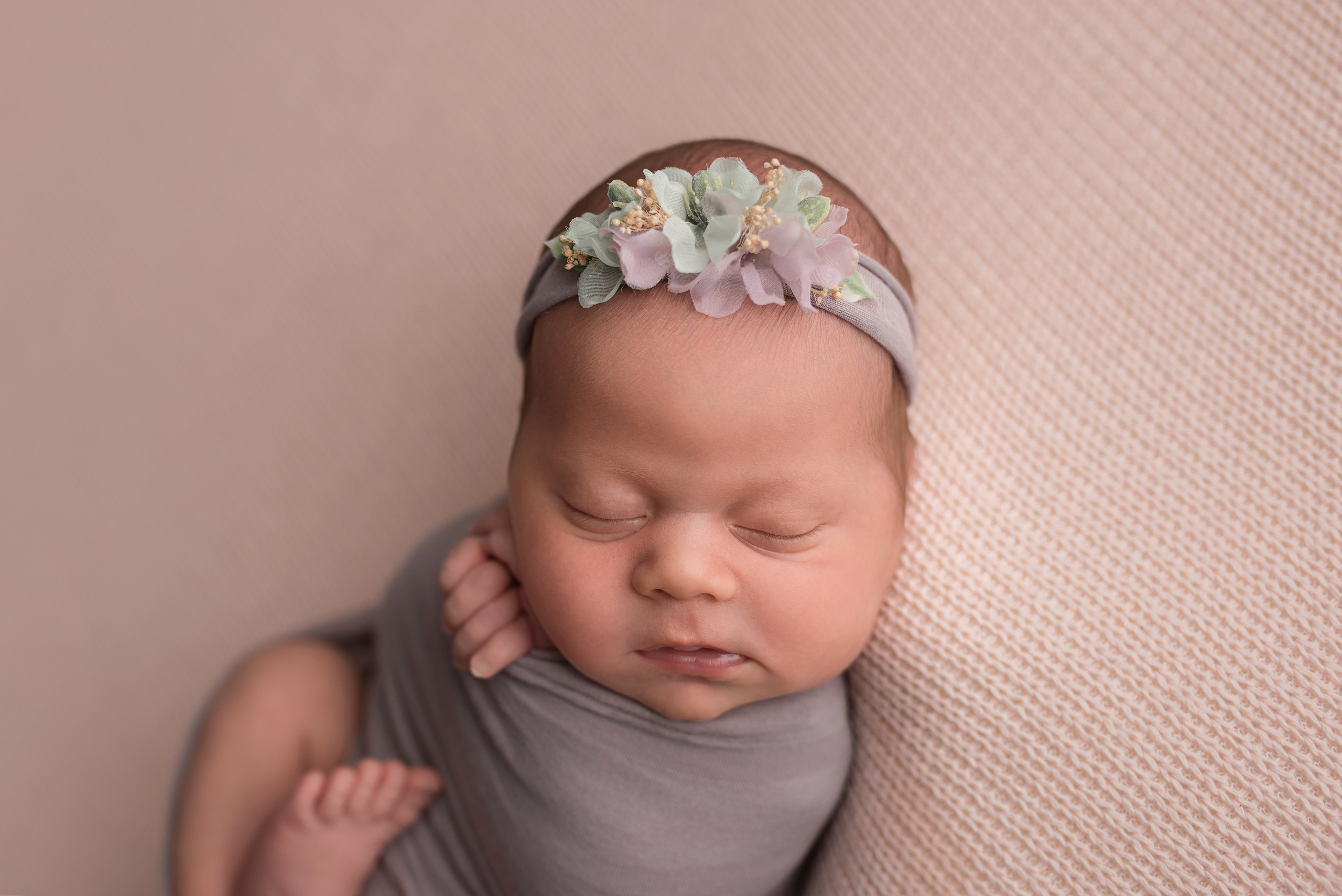 Alisa 15 days. In-home newborn photography Raleigh & area Katya Kulikova