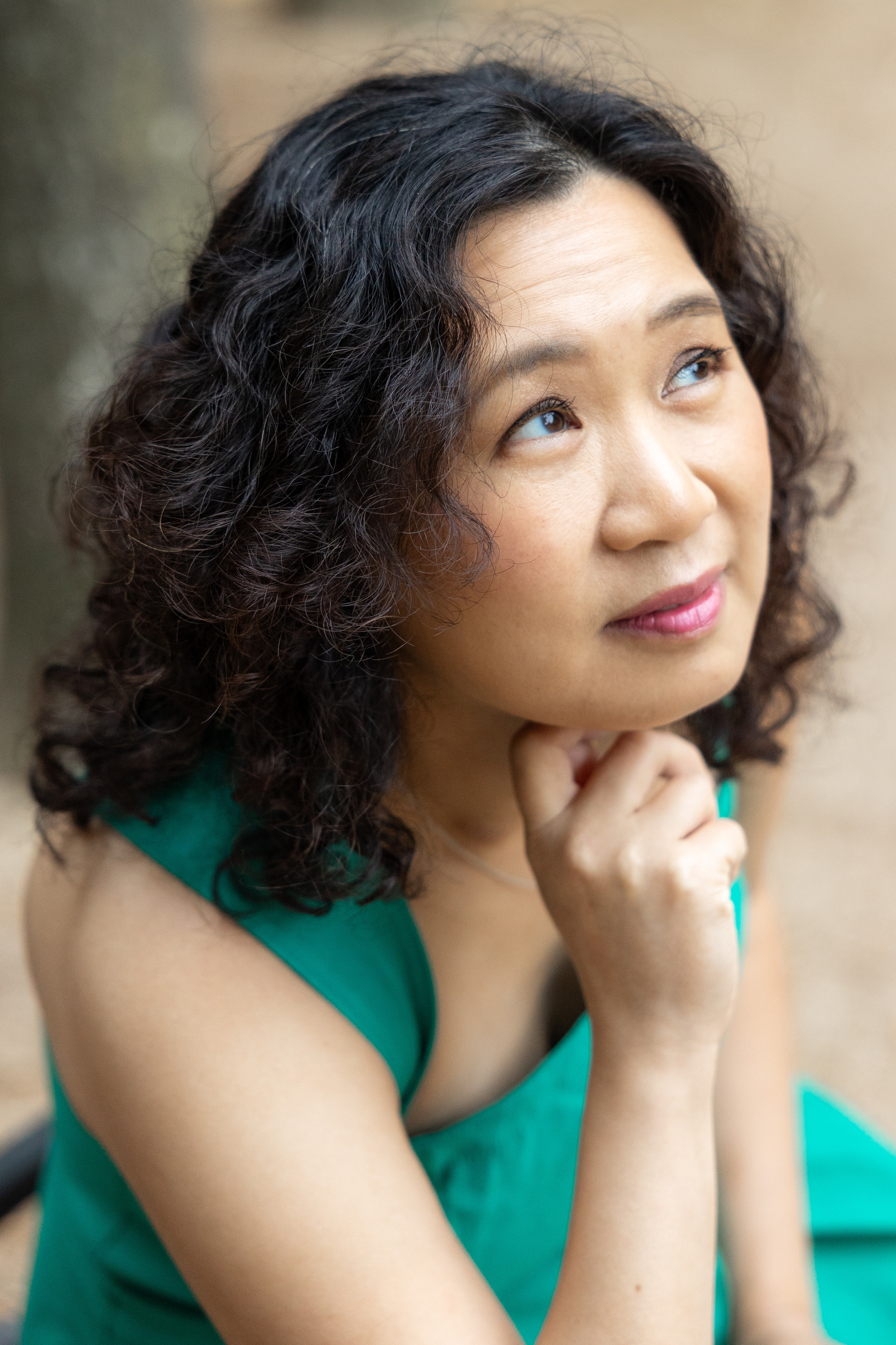 Toulouse photo walk with Betty. Eugénie Smirnova — your photographer in Toulouse and southwest France